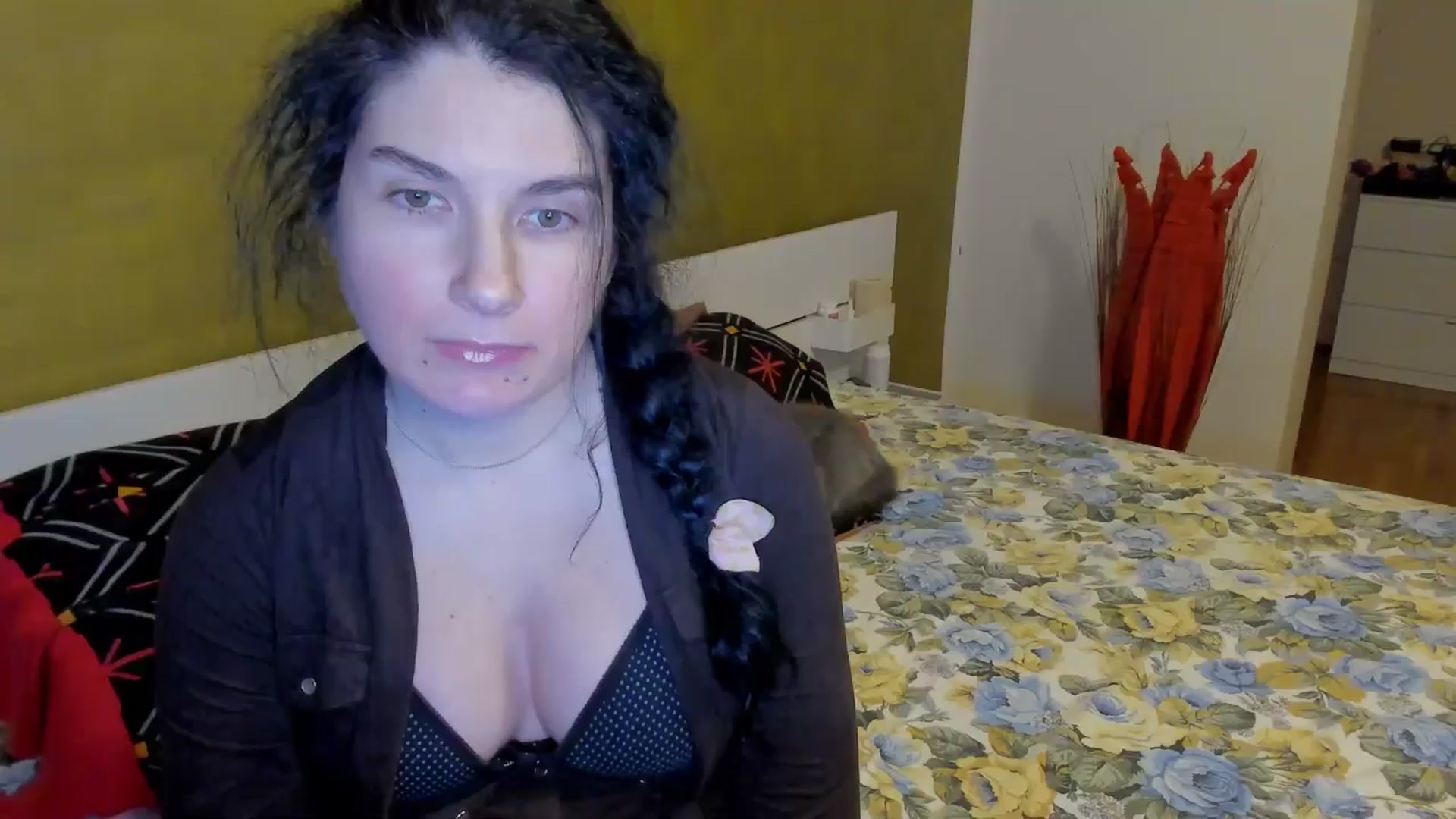 Gallery image thumbnail from SiouxPrincess's myfreecams stream on, 02/26/2025, 01:04 image 6 of 20