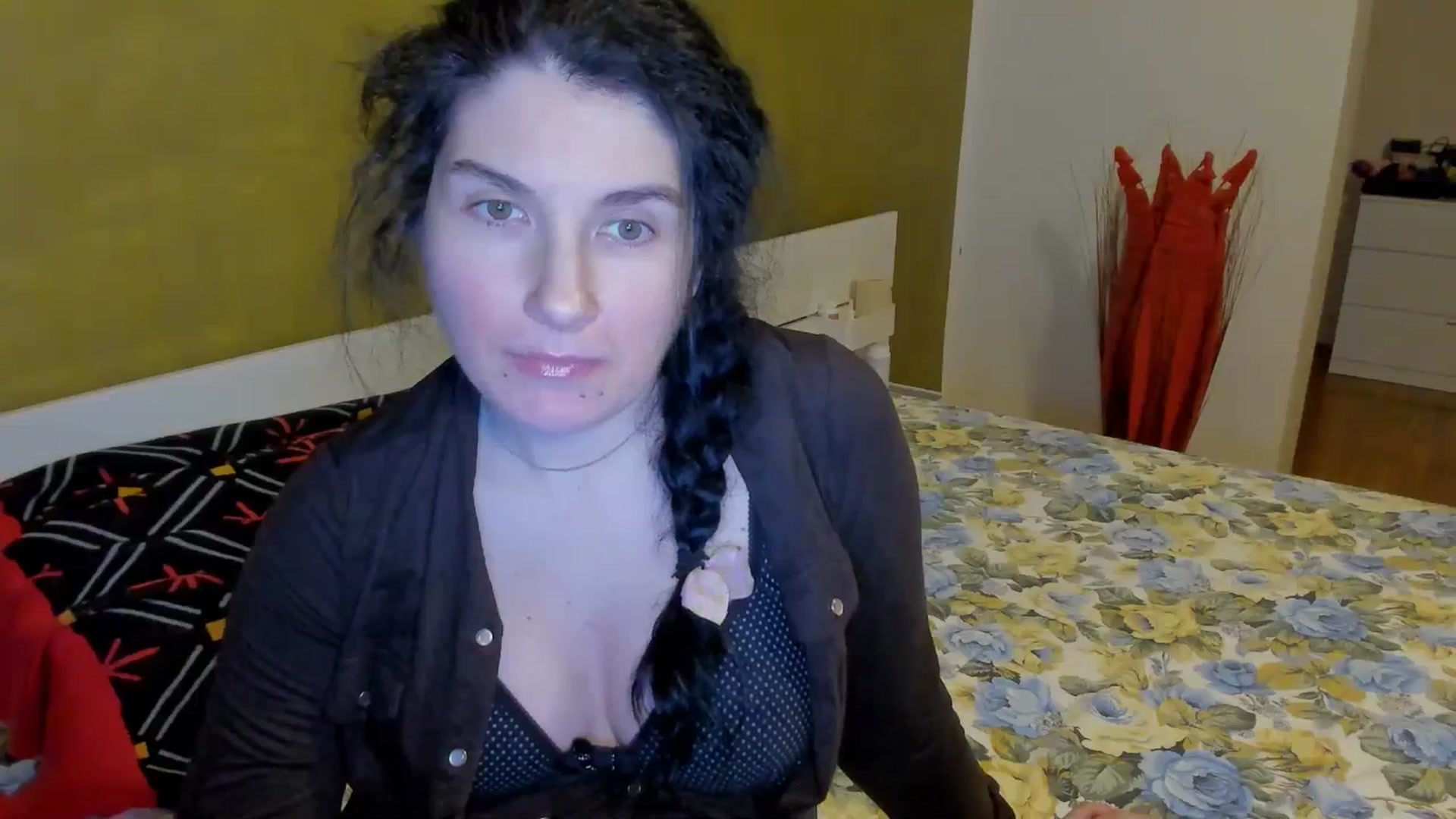 Gallery image thumbnail from SiouxPrincess's myfreecams stream on, 02/26/2025, 01:04 image 15 of 20
