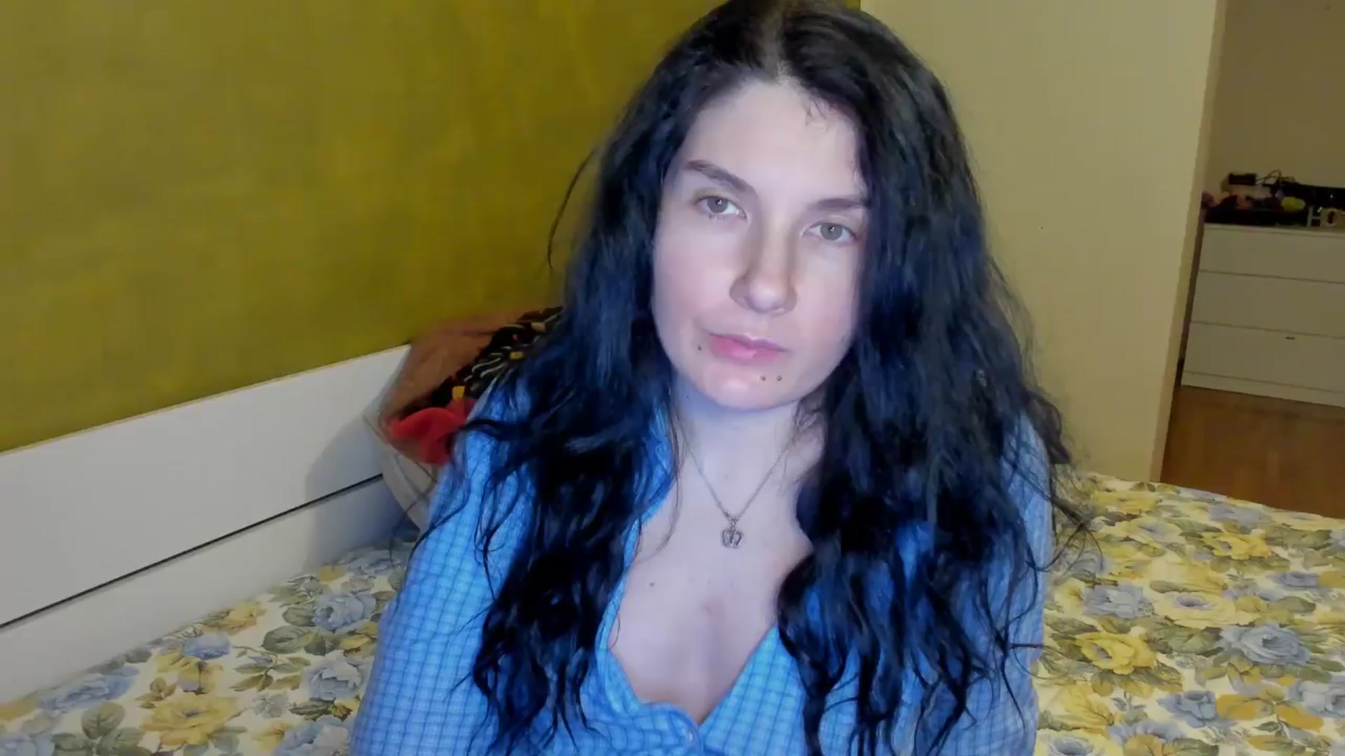 Gallery image thumbnail from SiouxPrincess's myfreecams stream on, 03/02/2025, 01:00 image 4 of 20