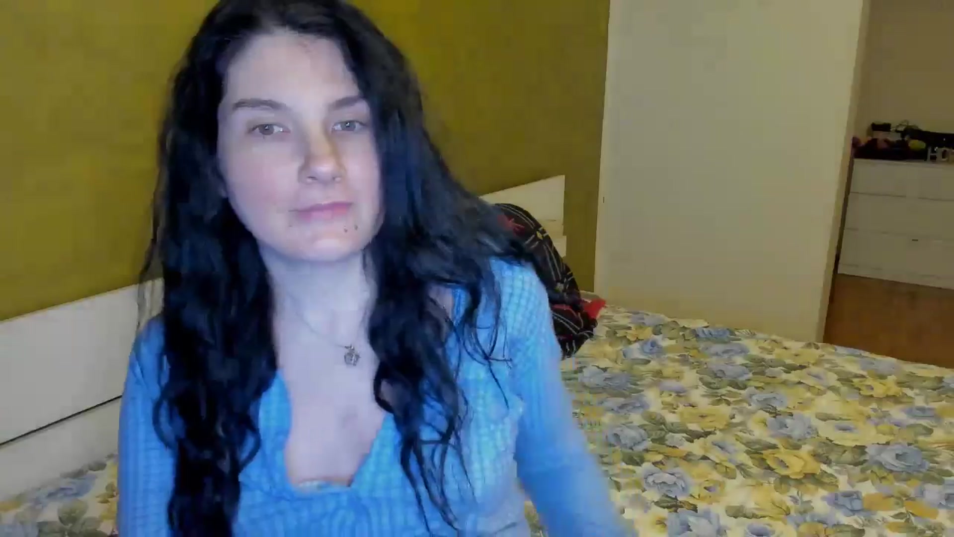 Gallery image thumbnail from SiouxPrincess's myfreecams stream on, 03/02/2025, 01:00 image 13 of 20