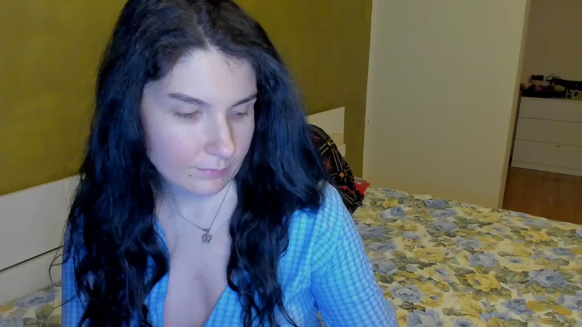 Gallery image thumbnail from SiouxPrincess's myfreecams stream on, 03/02/2025, 01:00 image 10 of 20