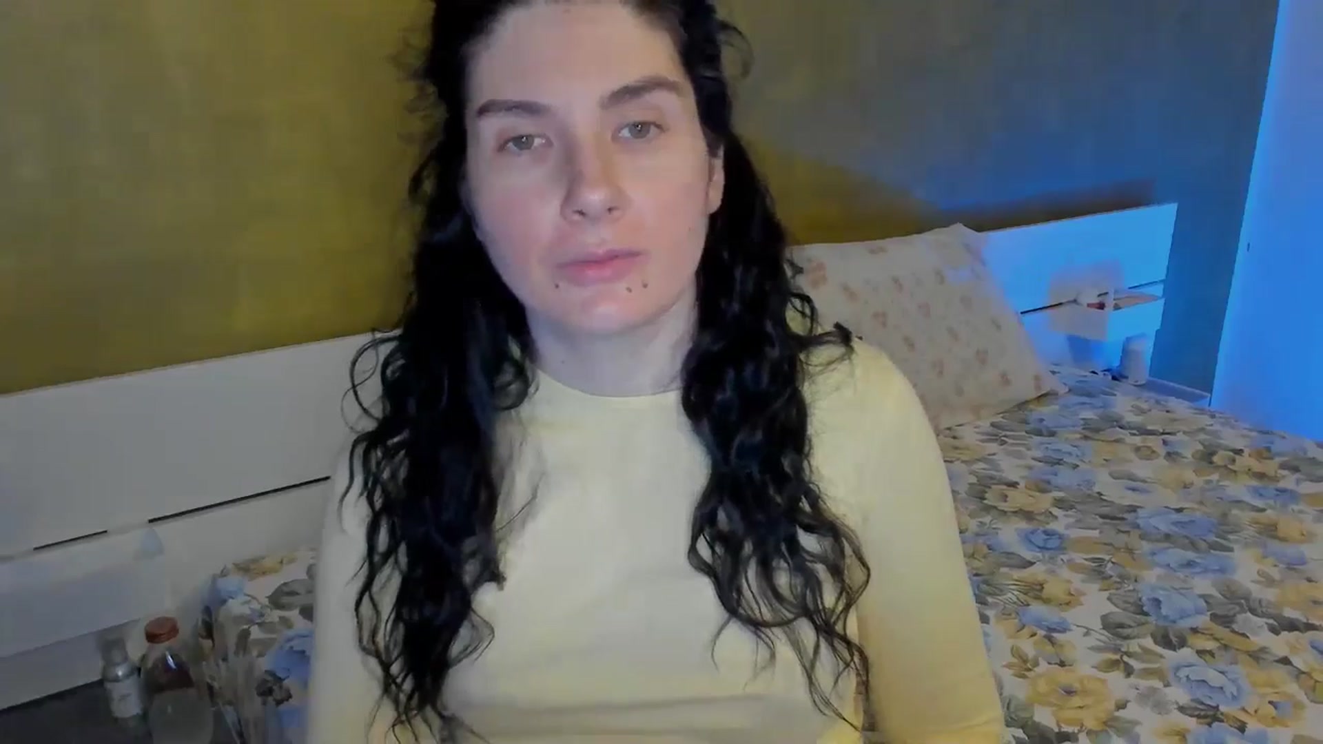 Gallery image thumbnail from SiouxPrincess's myfreecams stream on, 03/02/2025, 23:52 image 15 of 20