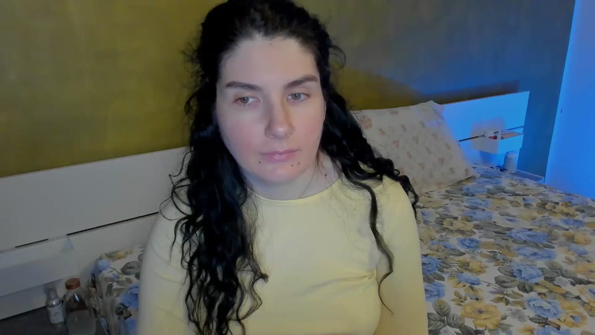 Gallery image thumbnail from SiouxPrincess's myfreecams stream on, 03/02/2025, 23:52 image 17 of 20