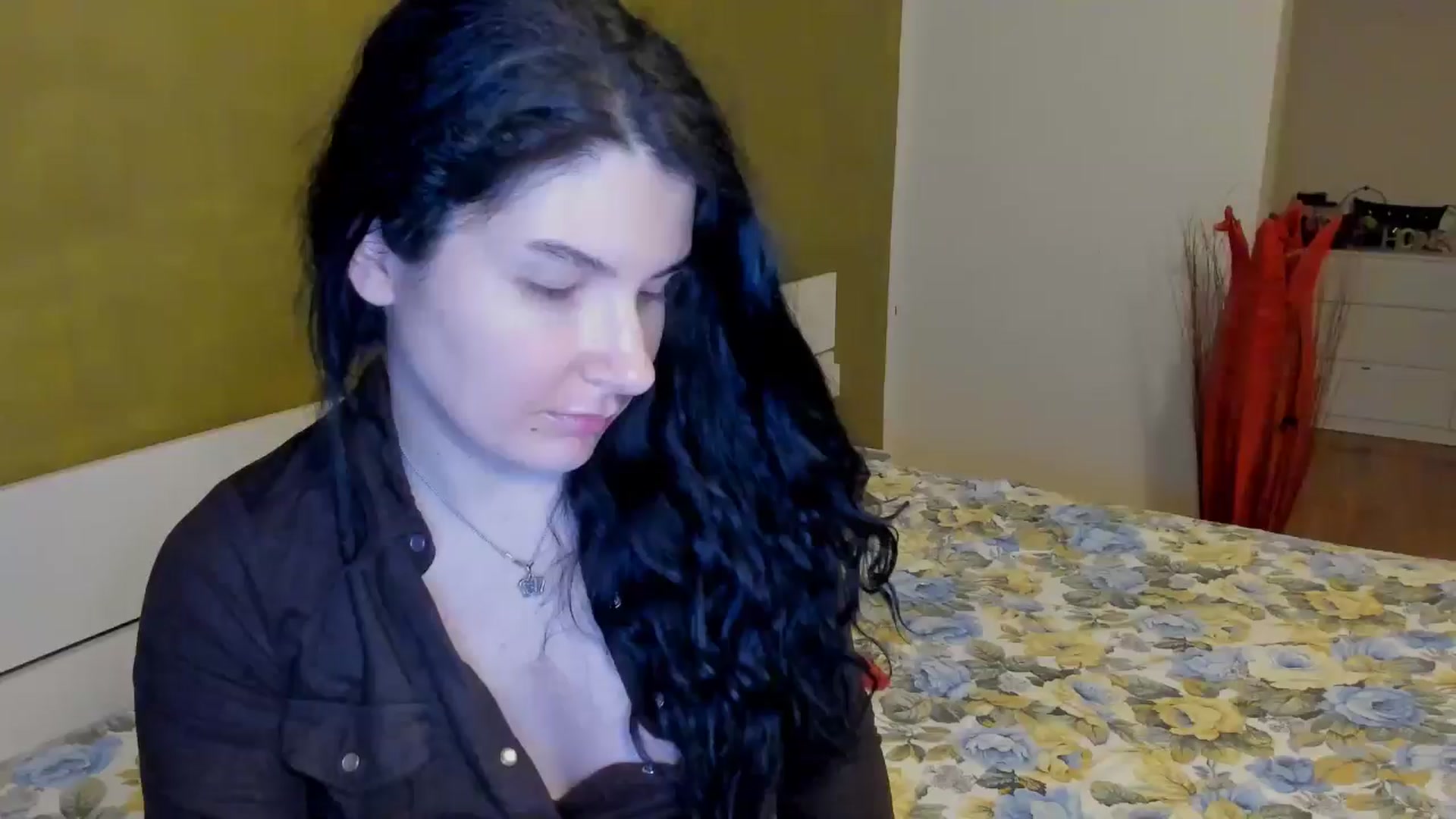 Gallery image thumbnail from SiouxPrincess's myfreecams stream on, 03/04/2025, 24:40 image 16 of 20