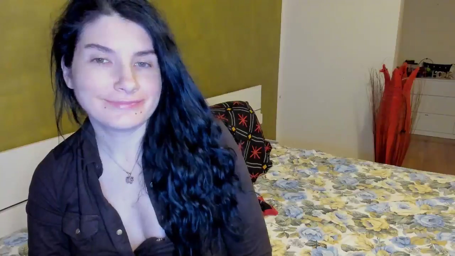 Gallery image thumbnail from SiouxPrincess's myfreecams stream on, 03/04/2025, 24:40 image 10 of 20