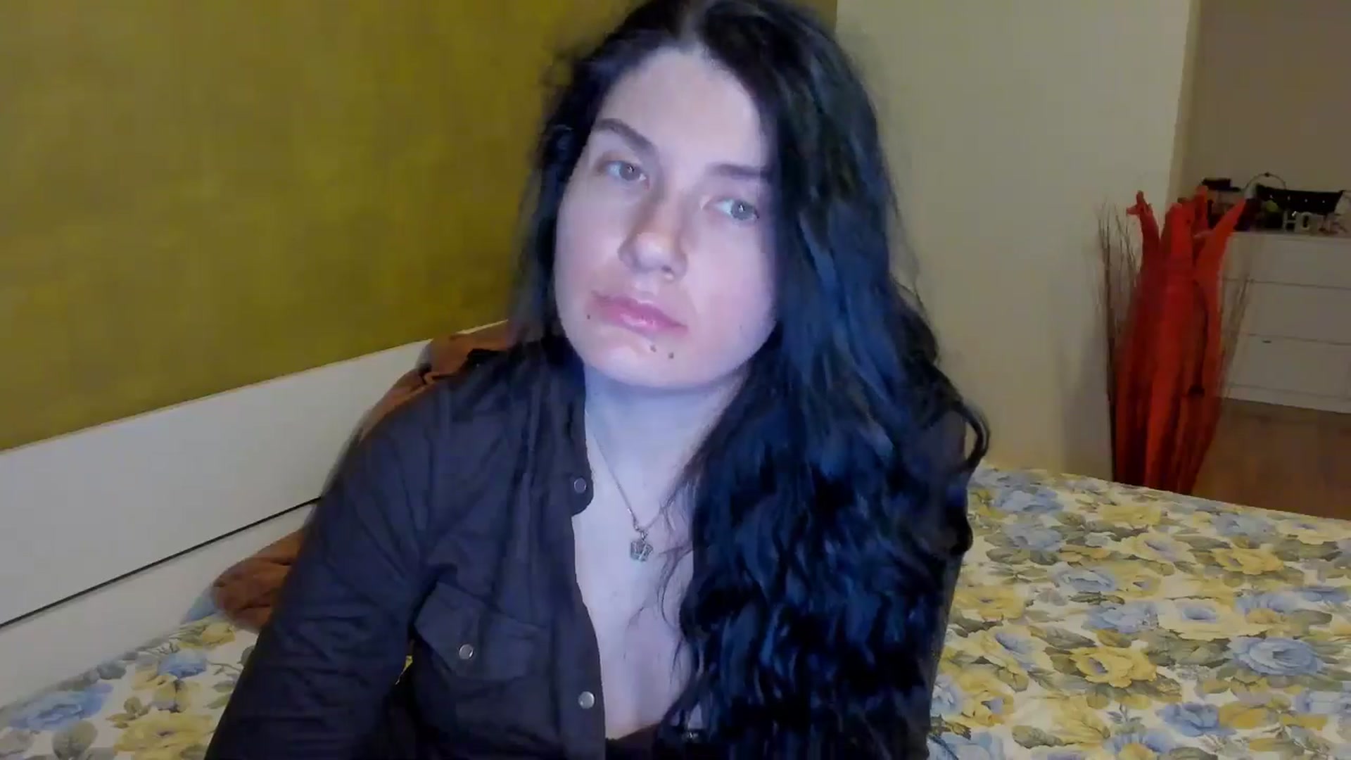 Gallery image thumbnail from SiouxPrincess's myfreecams stream on, 03/04/2025, 24:40 image 18 of 20