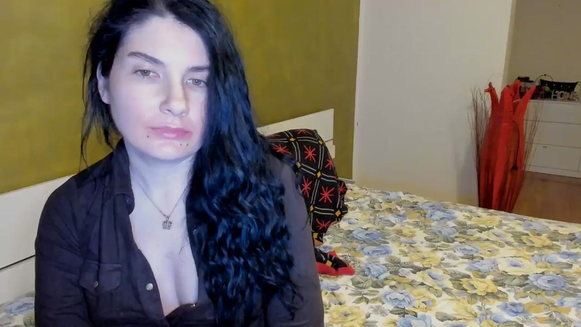 Gallery image thumbnail from SiouxPrincess's myfreecams stream on, 03/04/2025, 24:40 image 4 of 20