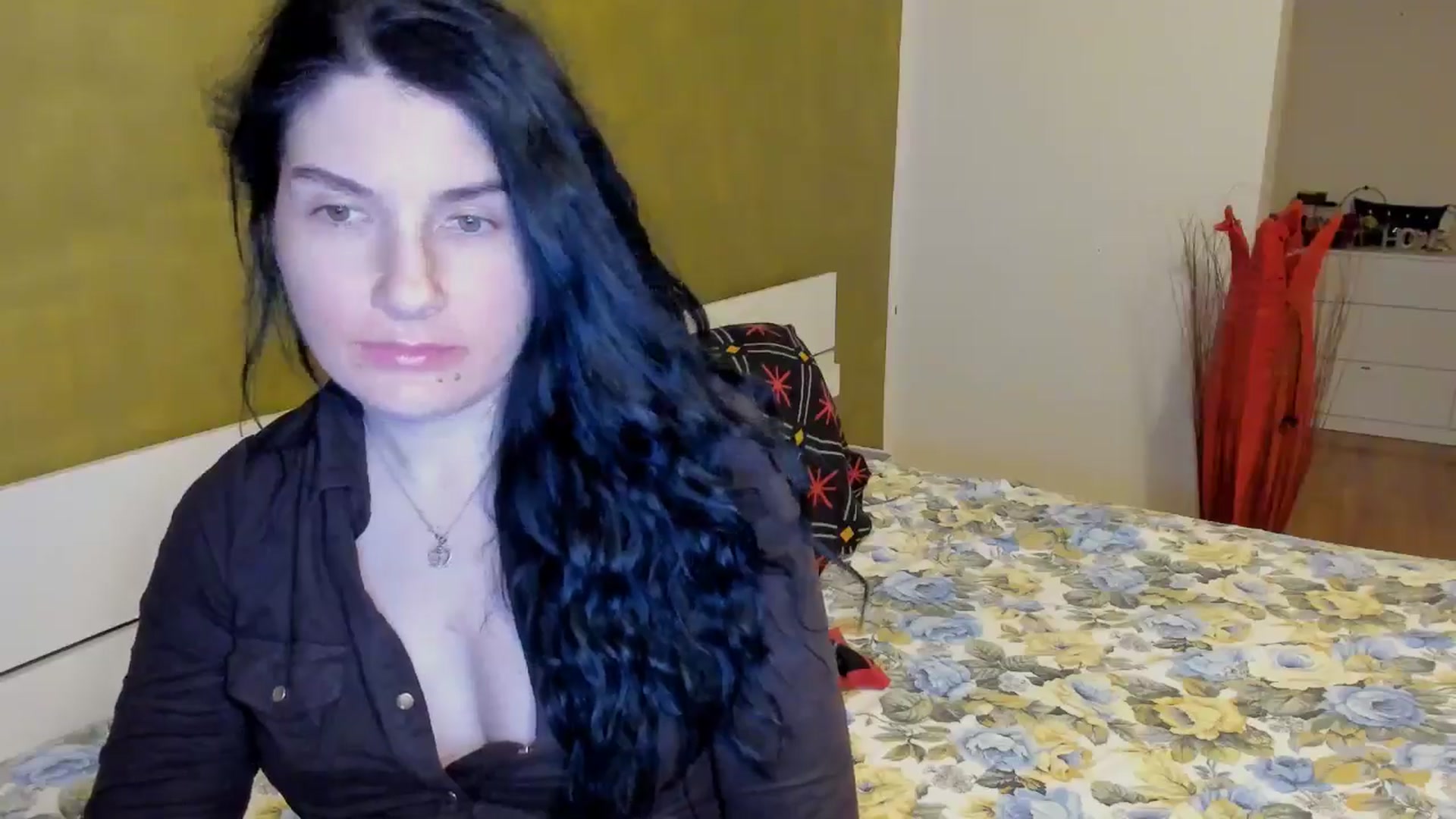 Gallery image thumbnail from SiouxPrincess's myfreecams stream on, 03/04/2025, 24:40 image 5 of 20
