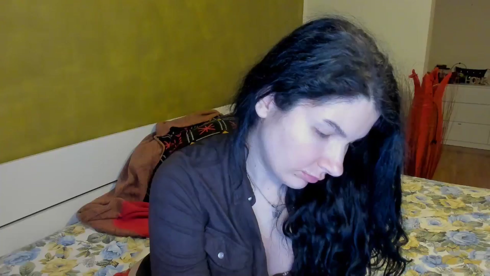 Gallery image thumbnail from SiouxPrincess's myfreecams stream on, 03/04/2025, 24:40 image 12 of 20