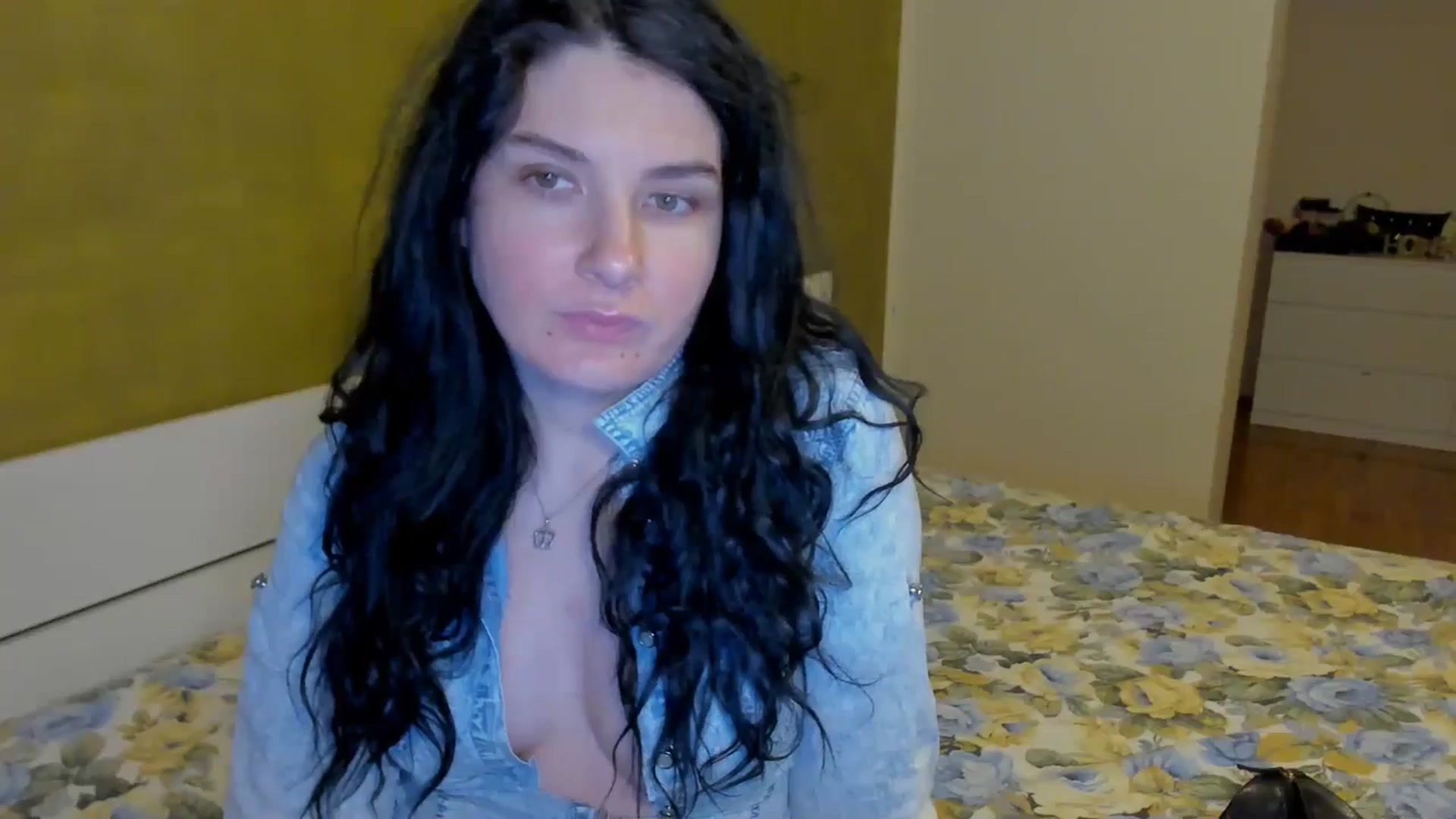 Gallery image thumbnail from SiouxPrincess's myfreecams stream on, 03/06/2025, 24:58 image 14 of 20