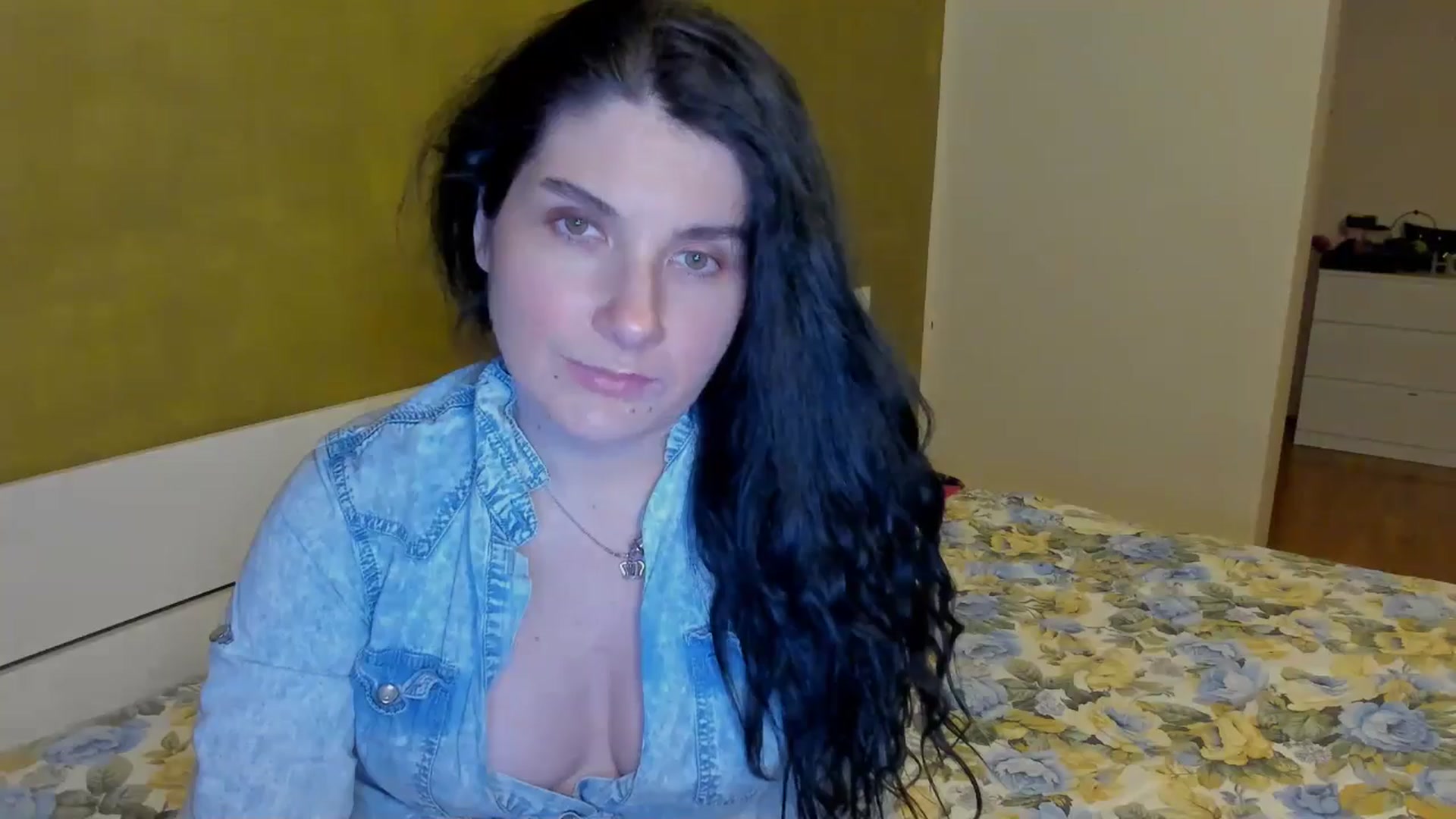 Gallery image thumbnail from SiouxPrincess's myfreecams stream on, 03/08/2025, 24:45 image 3 of 20