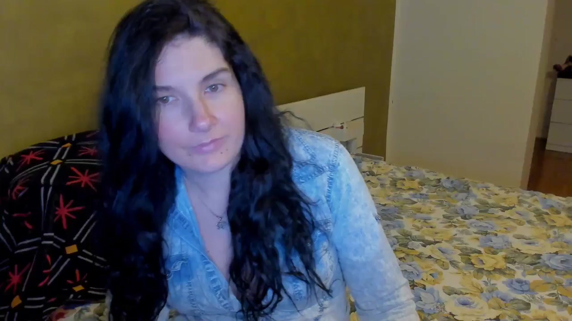 Gallery image thumbnail from SiouxPrincess's myfreecams stream on, 03/13/2025, 24:23 image 17 of 20