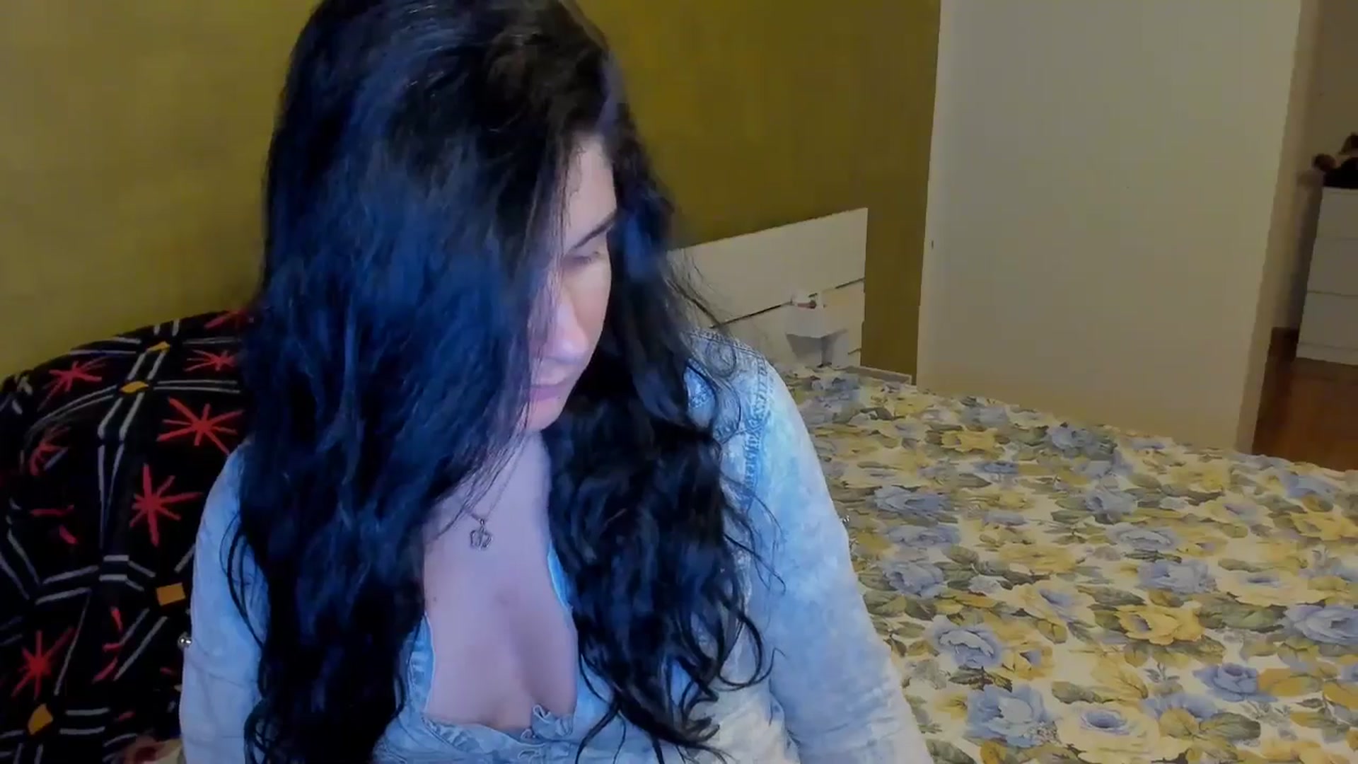 Gallery image thumbnail from SiouxPrincess's myfreecams stream on, 03/13/2025, 24:23 image 9 of 20