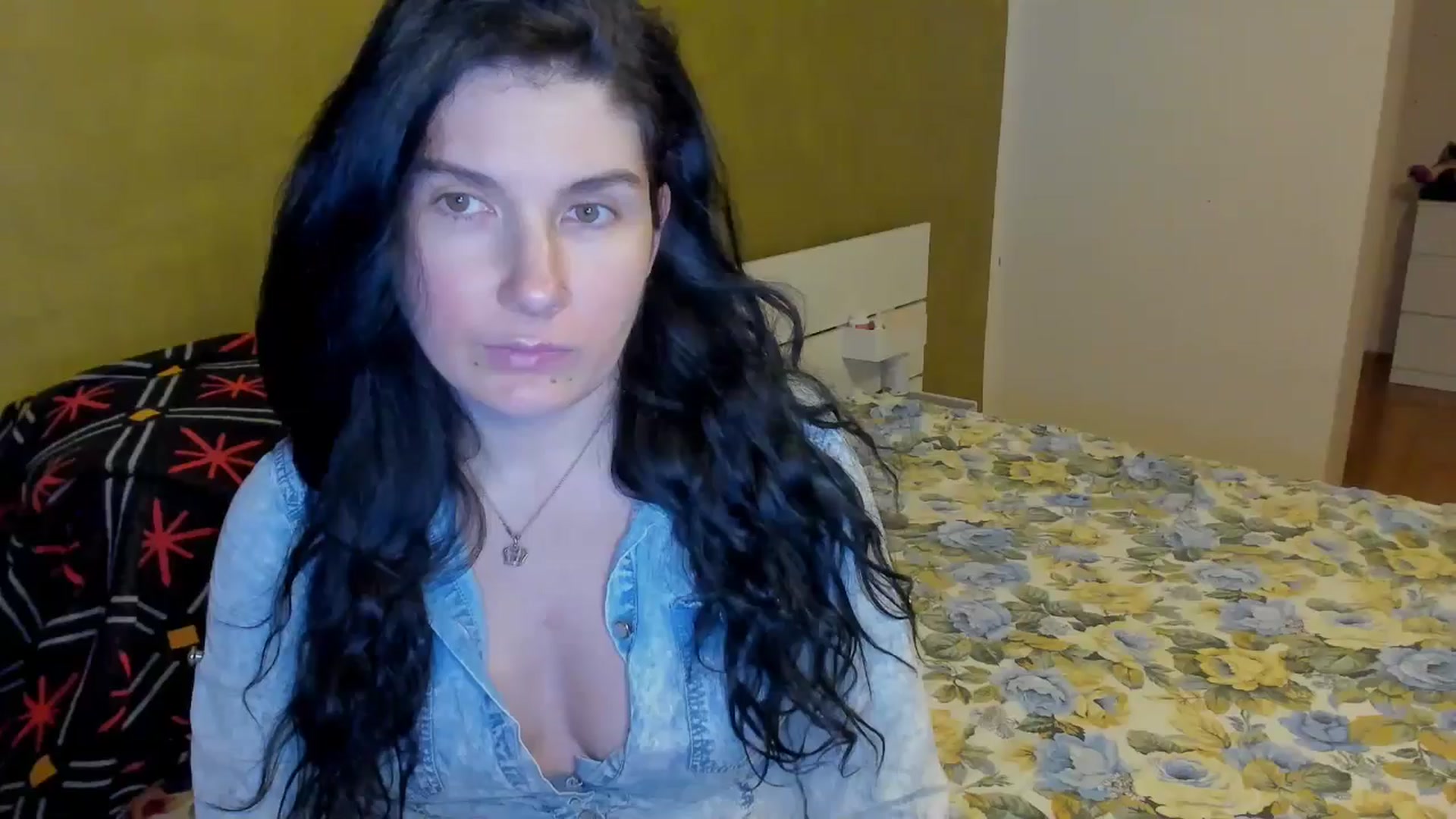 Gallery image thumbnail from SiouxPrincess's myfreecams stream on, 03/13/2025, 24:23 image 20 of 20