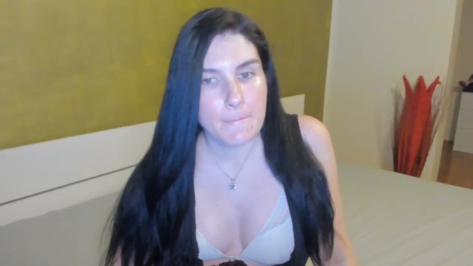 Gallery image thumbnail from SiouxPrincess's myfreecams stream on, 03/16/2025, 23:16 image 20 of 20