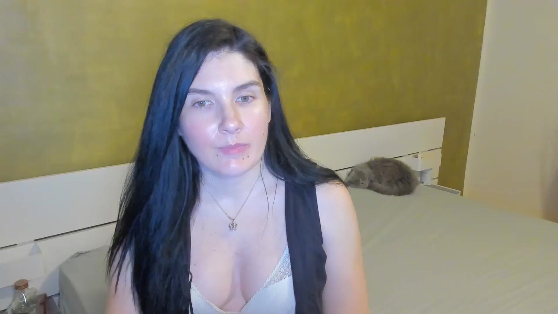 Gallery image thumbnail from SiouxPrincess's myfreecams stream on, 03/17/2025, 24:04 image 10 of 20