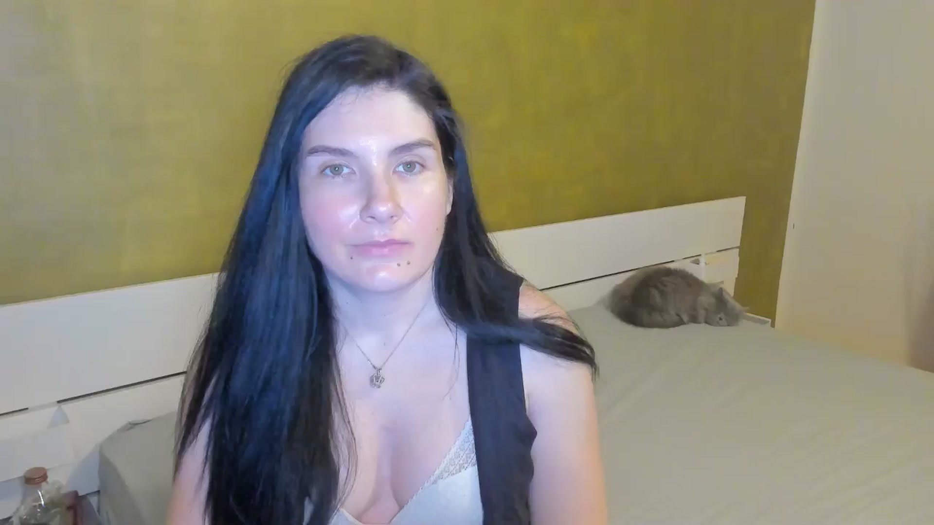Gallery image thumbnail from SiouxPrincess's myfreecams stream on, 03/17/2025, 24:04 image 16 of 20