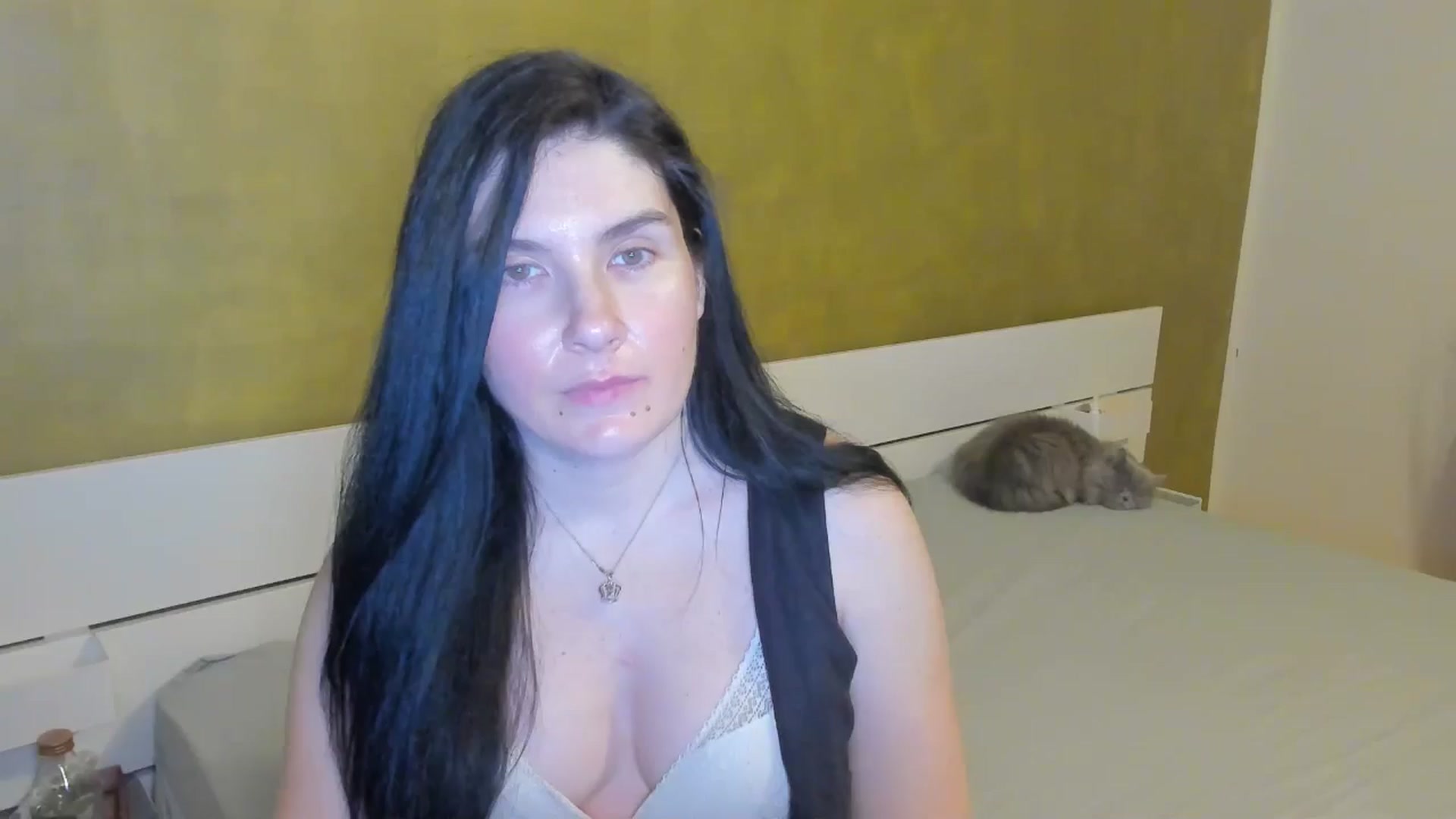 Gallery image thumbnail from SiouxPrincess's myfreecams stream on, 03/17/2025, 24:04 image 12 of 20