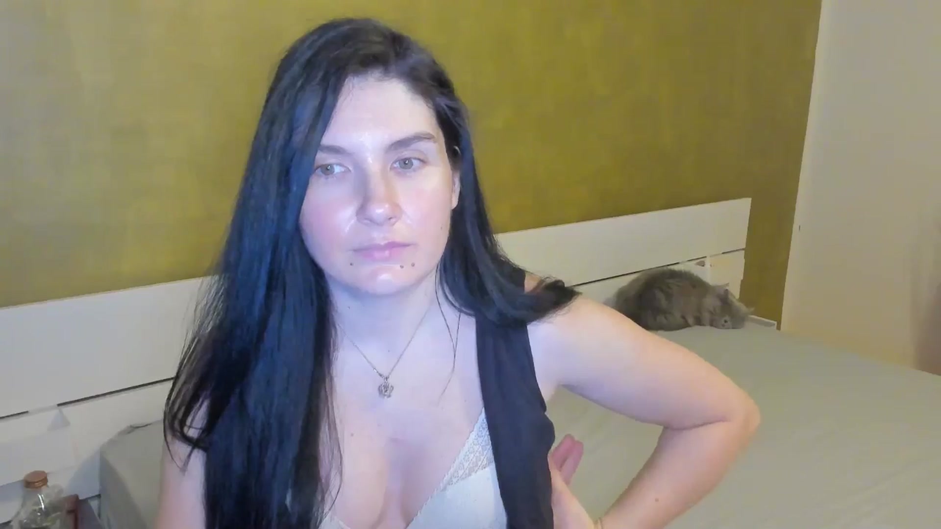 Gallery image thumbnail from SiouxPrincess's myfreecams stream on, 03/17/2025, 24:04 image 13 of 20