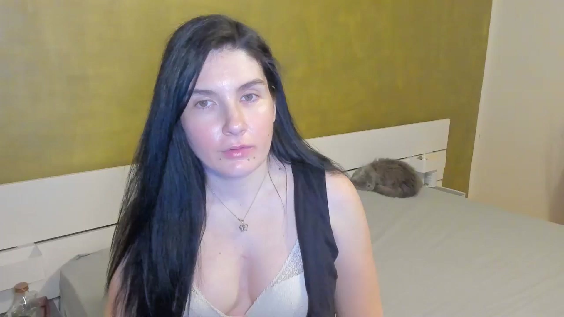Gallery image thumbnail from SiouxPrincess's myfreecams stream on, 03/17/2025, 24:04 image 3 of 20