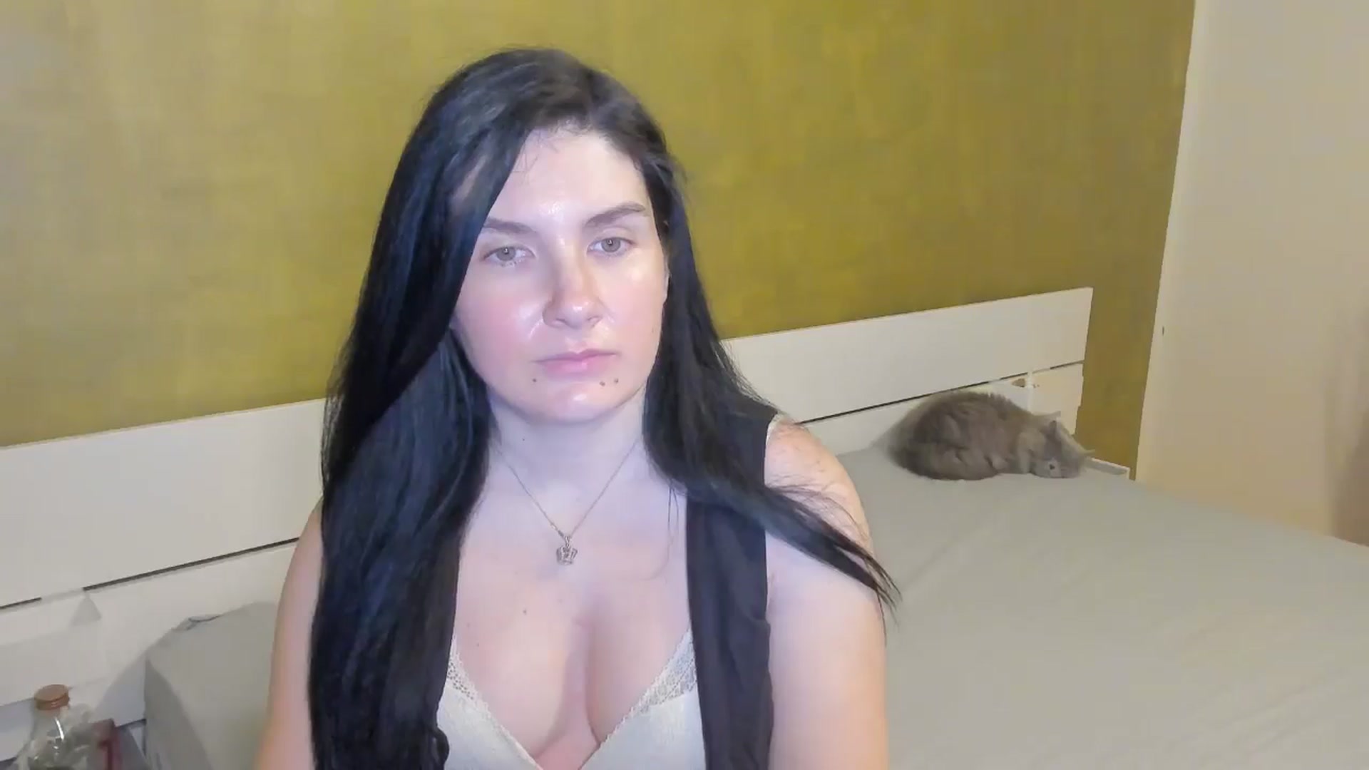 Gallery image thumbnail from SiouxPrincess's myfreecams stream on, 03/17/2025, 24:04 image 18 of 20