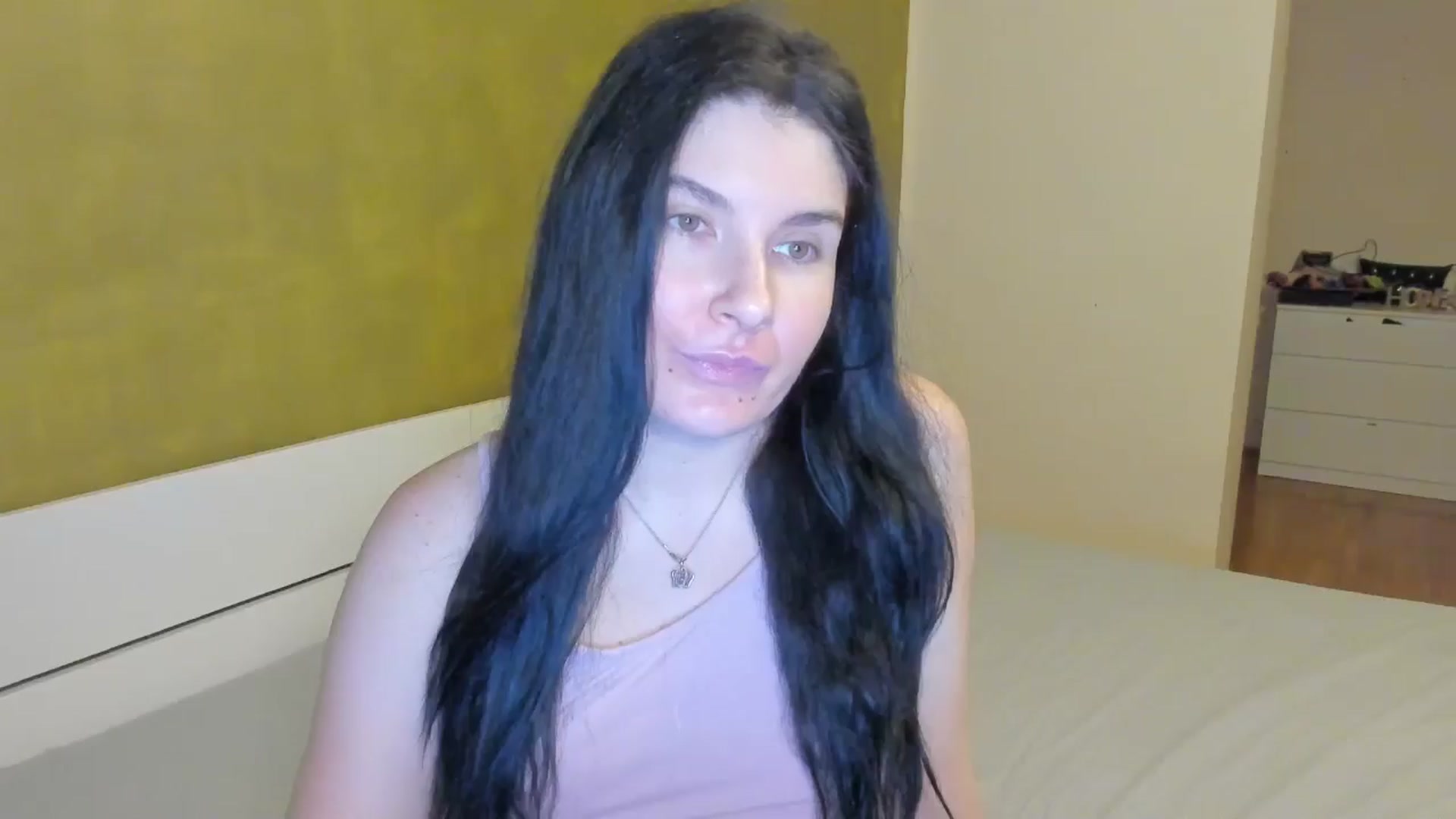 Gallery image thumbnail from SiouxPrincess's myfreecams stream on, 03/18/2025, 24:37 image 12 of 20