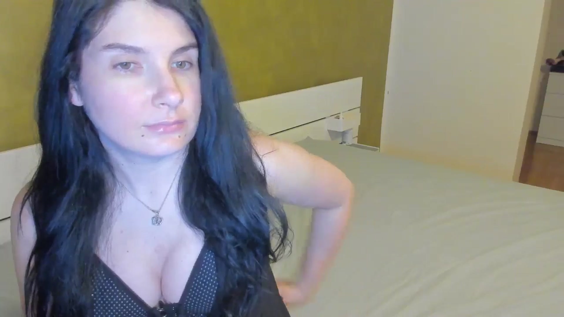Gallery image thumbnail from SiouxPrincess's myfreecams stream on, 03/20/2025, 23:56 image 11 of 20
