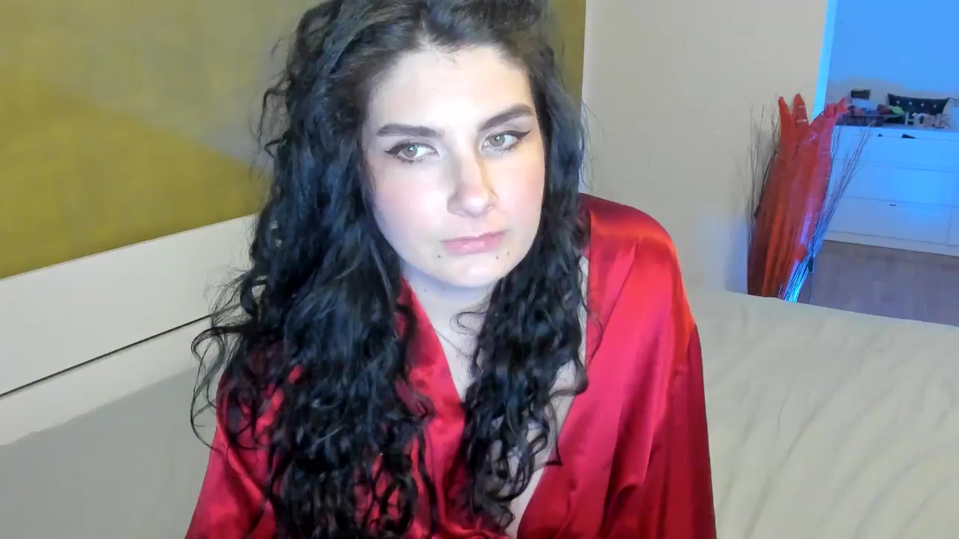 Gallery image thumbnail from SiouxPrincess's myfreecams stream on, 03/23/2025, 23:00 image 20 of 20