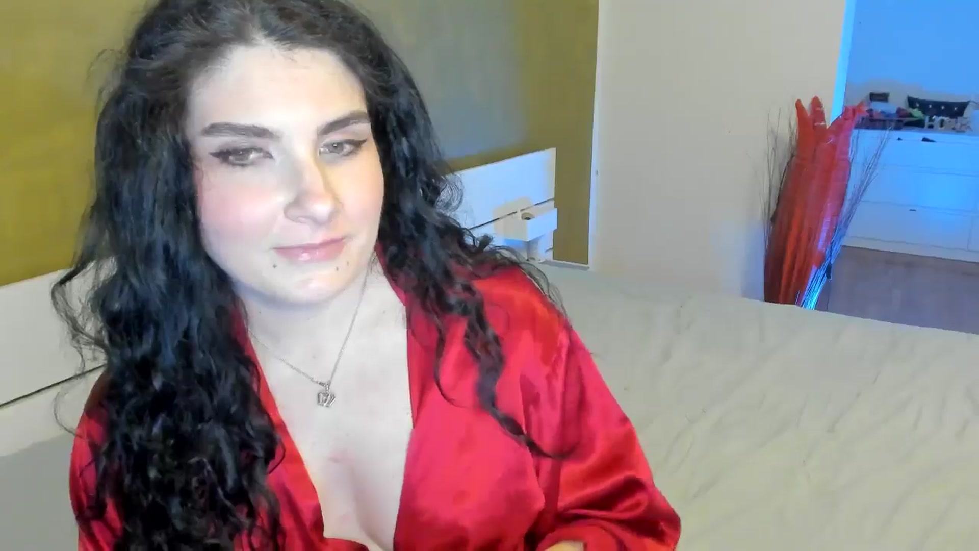 Gallery image thumbnail from SiouxPrincess's myfreecams stream on, 03/23/2025, 23:00 image 6 of 20