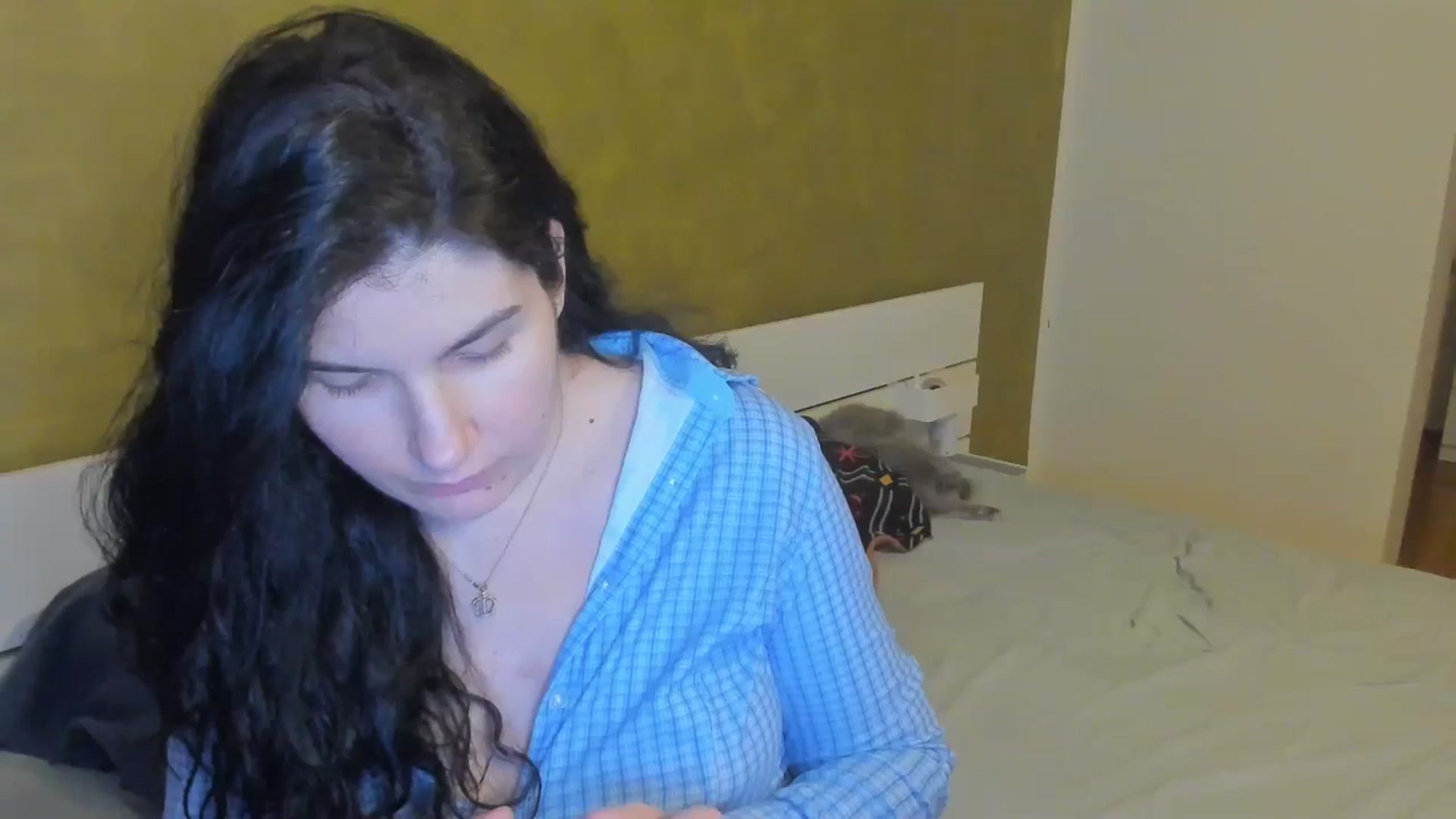Gallery image thumbnail from SiouxPrincess's myfreecams stream on, 03/26/2025, 22:59 image 16 of 20