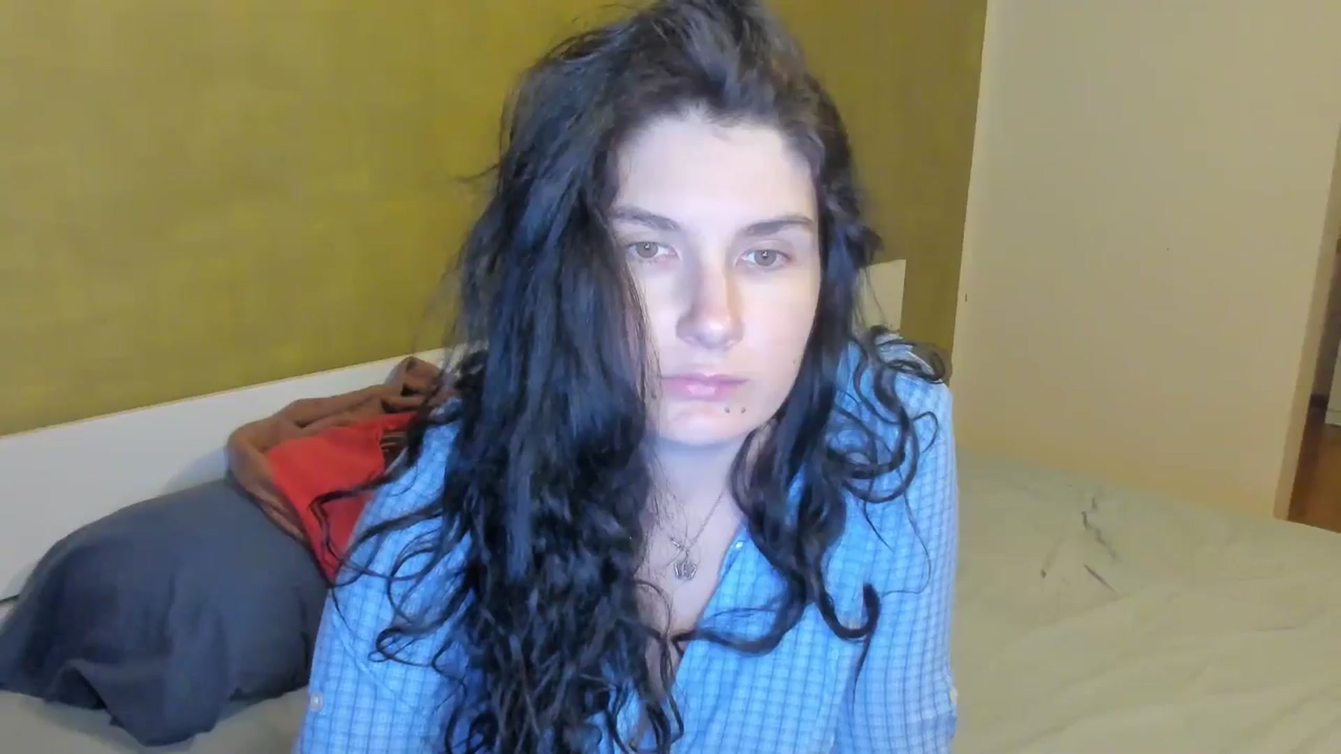 Gallery image thumbnail from SiouxPrincess's myfreecams stream on, 03/26/2025, 22:59 image 6 of 20