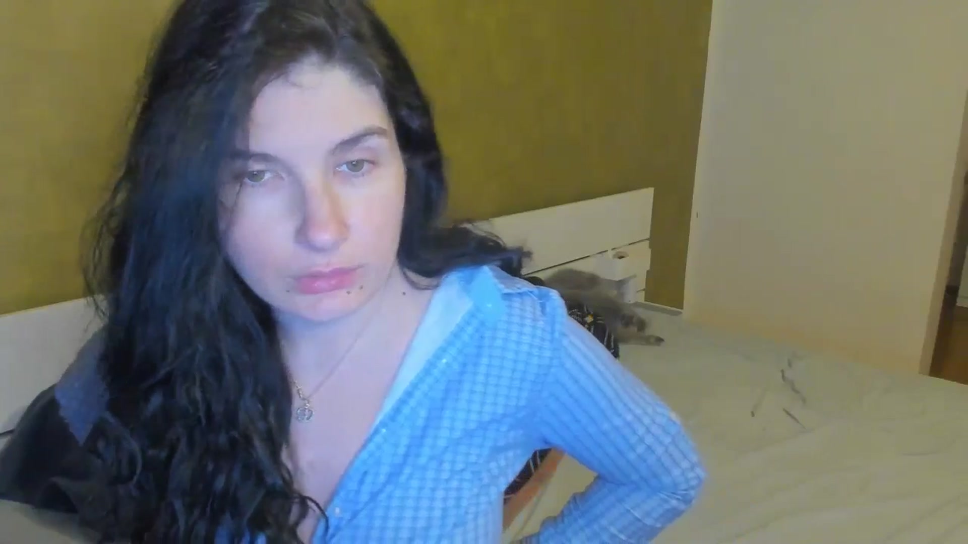 Gallery image thumbnail from SiouxPrincess's myfreecams stream on, 03/26/2025, 22:59 image 17 of 20