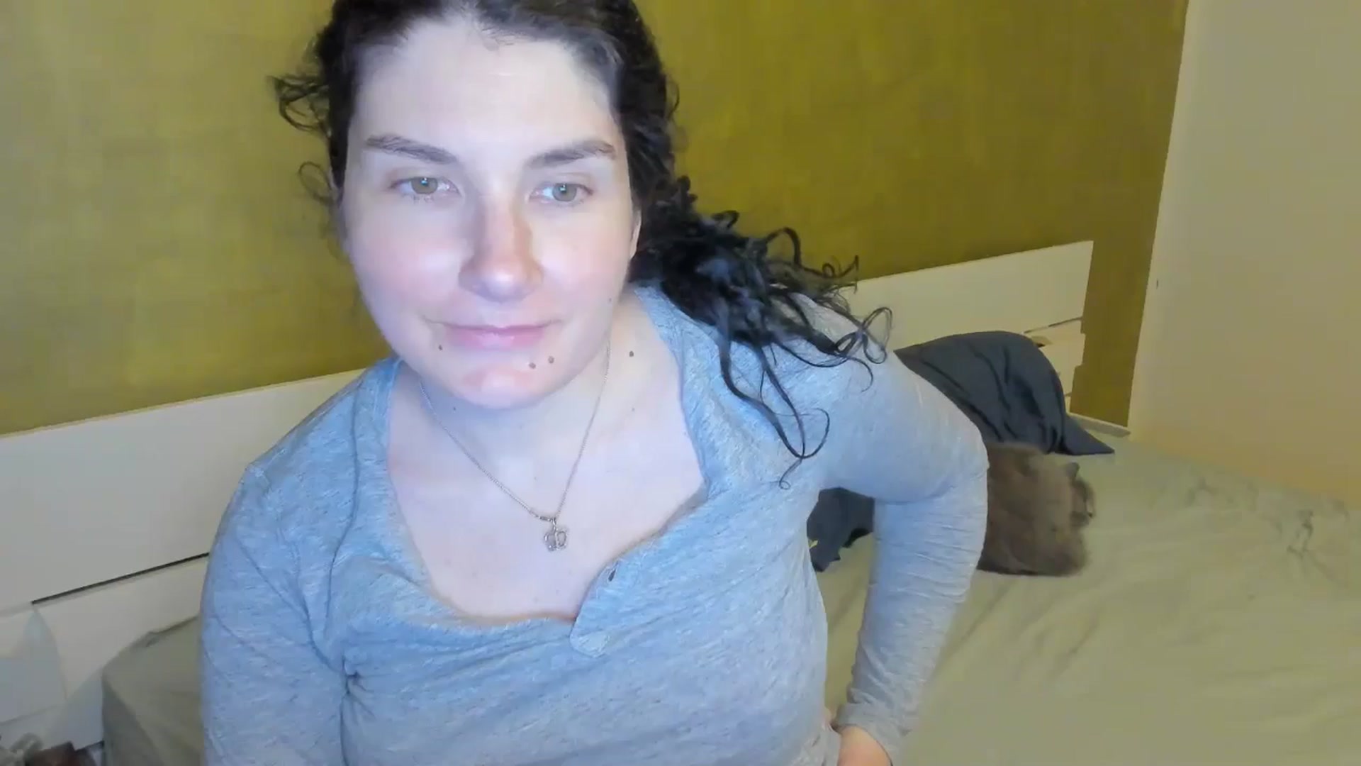Gallery image thumbnail from SiouxPrincess's myfreecams stream on, 03/28/2025, 24:13 image 6 of 20