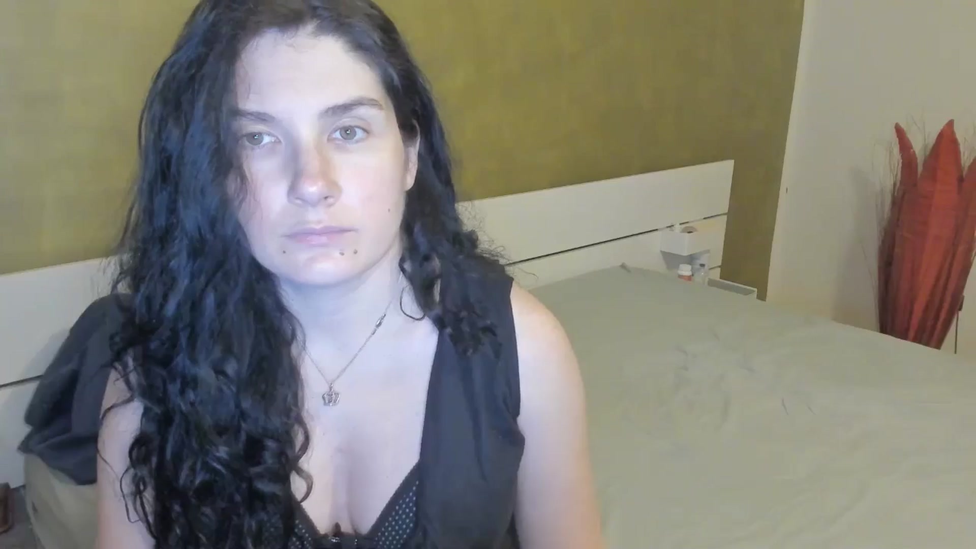 Gallery image thumbnail from SiouxPrincess's myfreecams stream on, 03/30/2025, 23:06 image 9 of 20