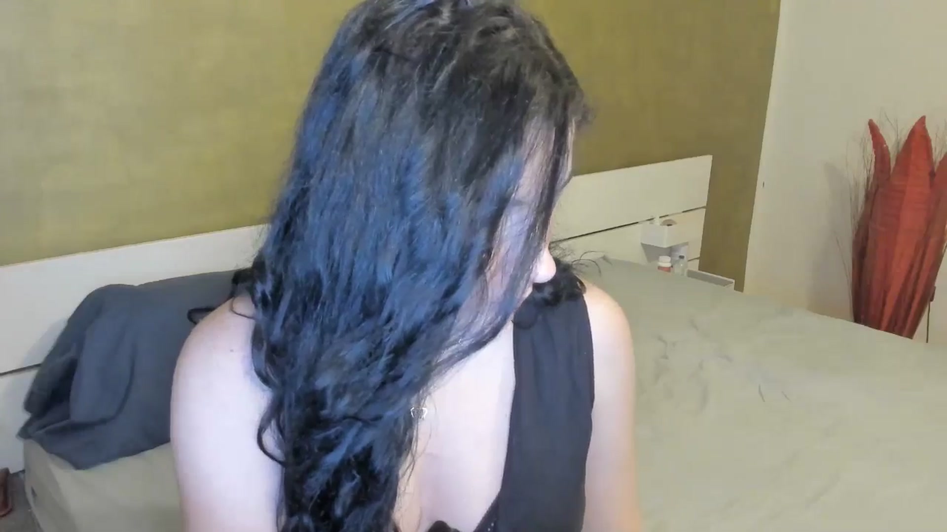 Gallery image thumbnail from SiouxPrincess's myfreecams stream on, 03/30/2025, 23:06 image 12 of 20
