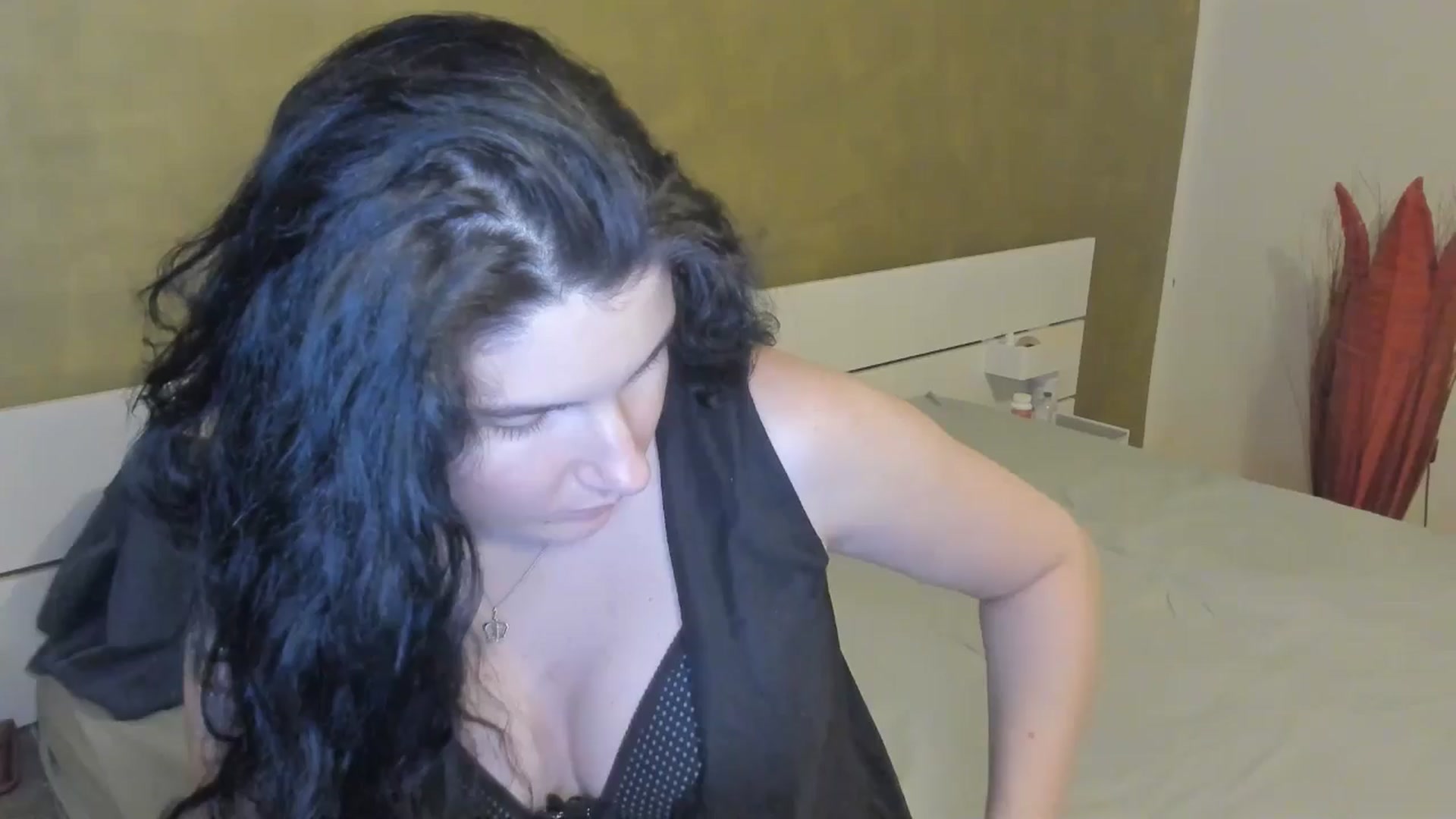 Gallery image thumbnail from SiouxPrincess's myfreecams stream on, 03/30/2025, 23:06 image 2 of 20
