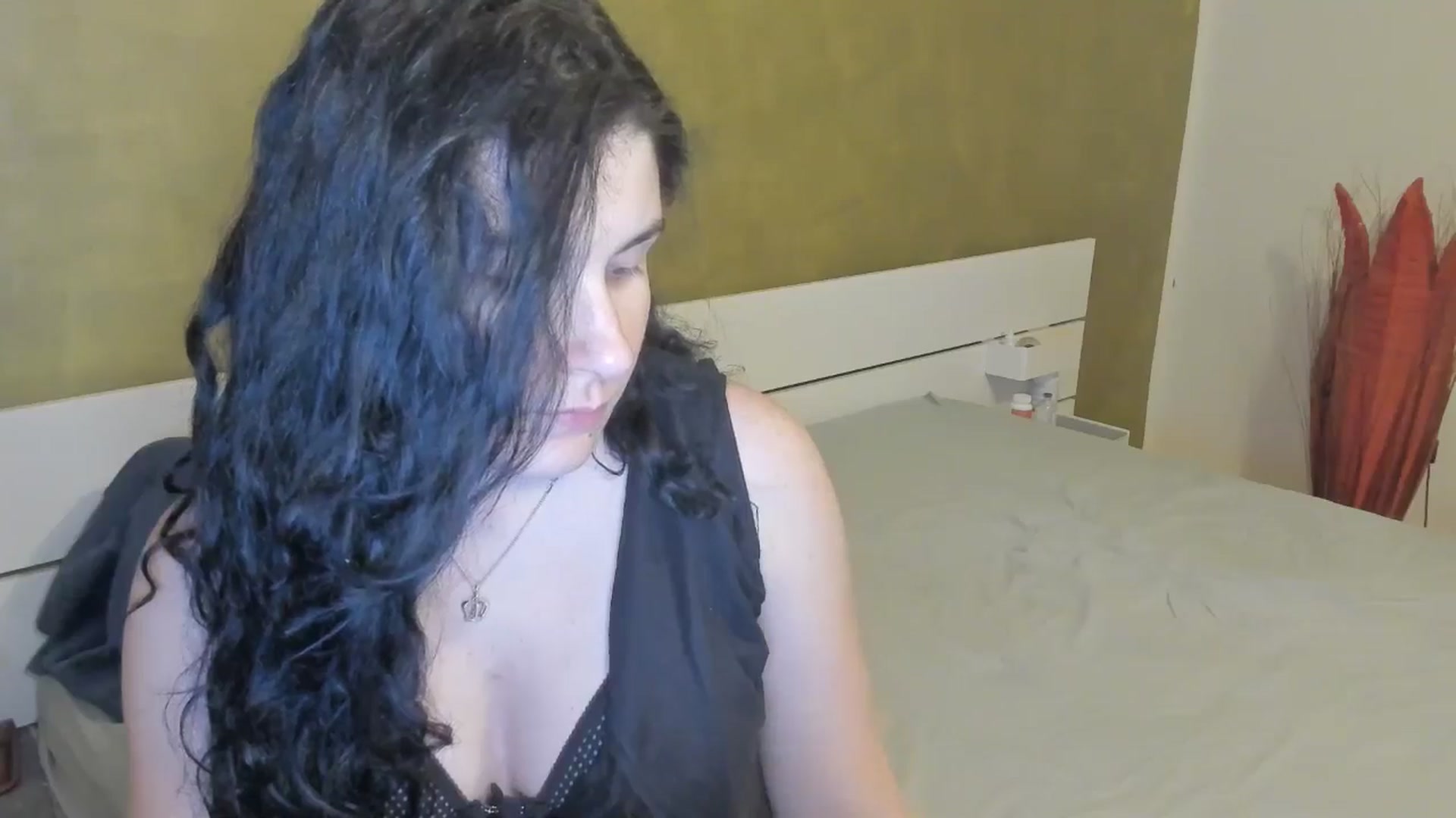 Gallery image thumbnail from SiouxPrincess's myfreecams stream on, 03/30/2025, 23:06 image 8 of 20