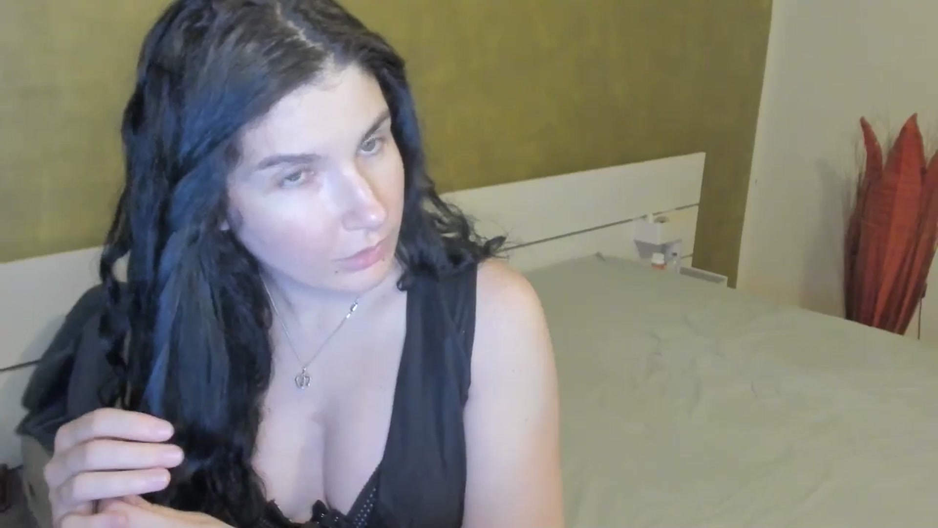 Gallery image thumbnail from SiouxPrincess's myfreecams stream on, 03/30/2025, 23:06 image 11 of 20