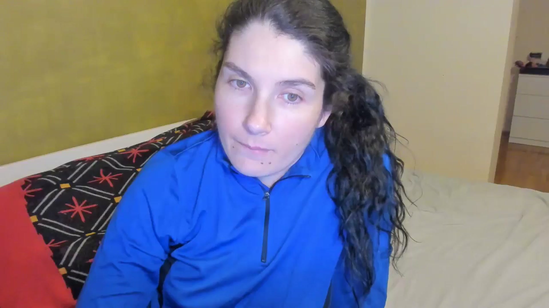 Gallery image thumbnail from SiouxPrincess's myfreecams stream on, 04/01/2025, 24:00 image 13 of 20