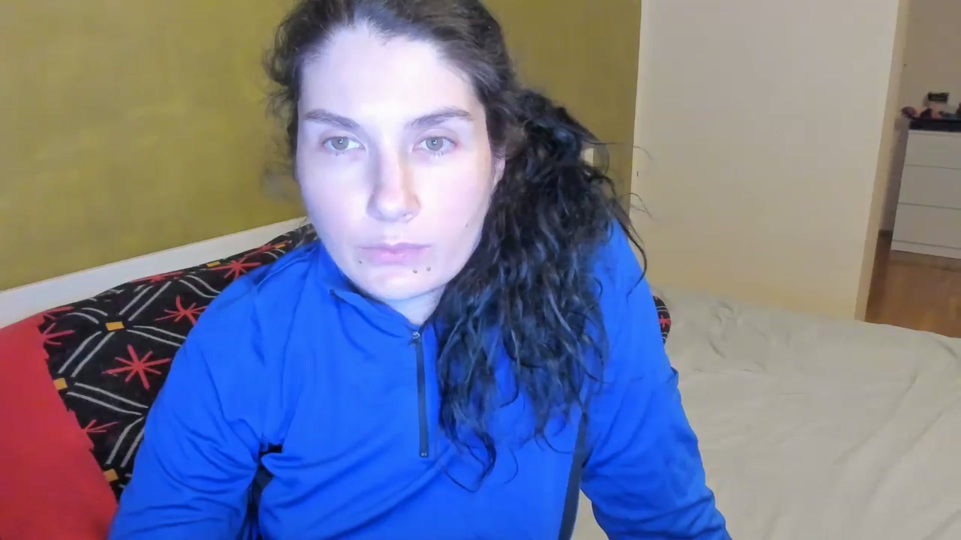 Gallery image thumbnail from SiouxPrincess's myfreecams stream on, 04/01/2025, 24:00 image 17 of 20