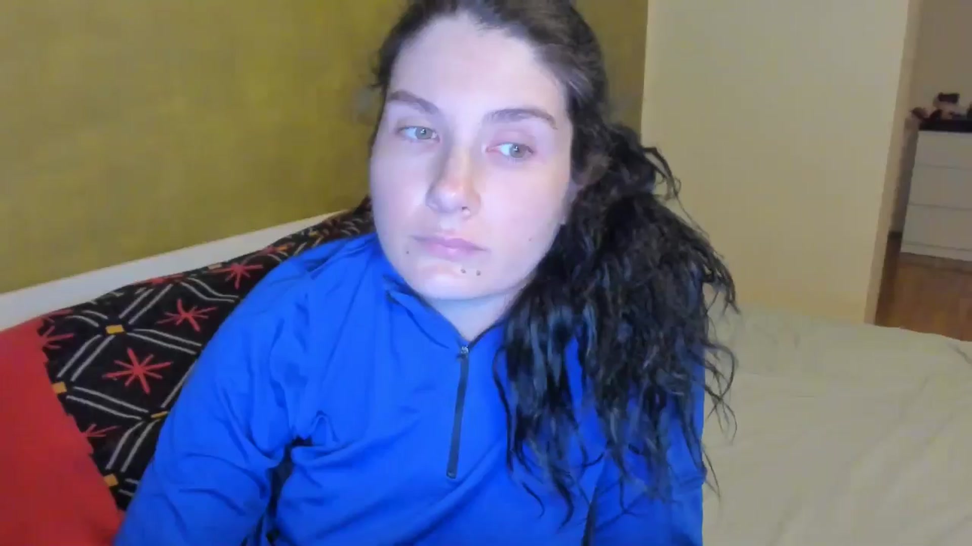 Gallery image thumbnail from SiouxPrincess's myfreecams stream on, 04/01/2025, 24:00 image 6 of 20