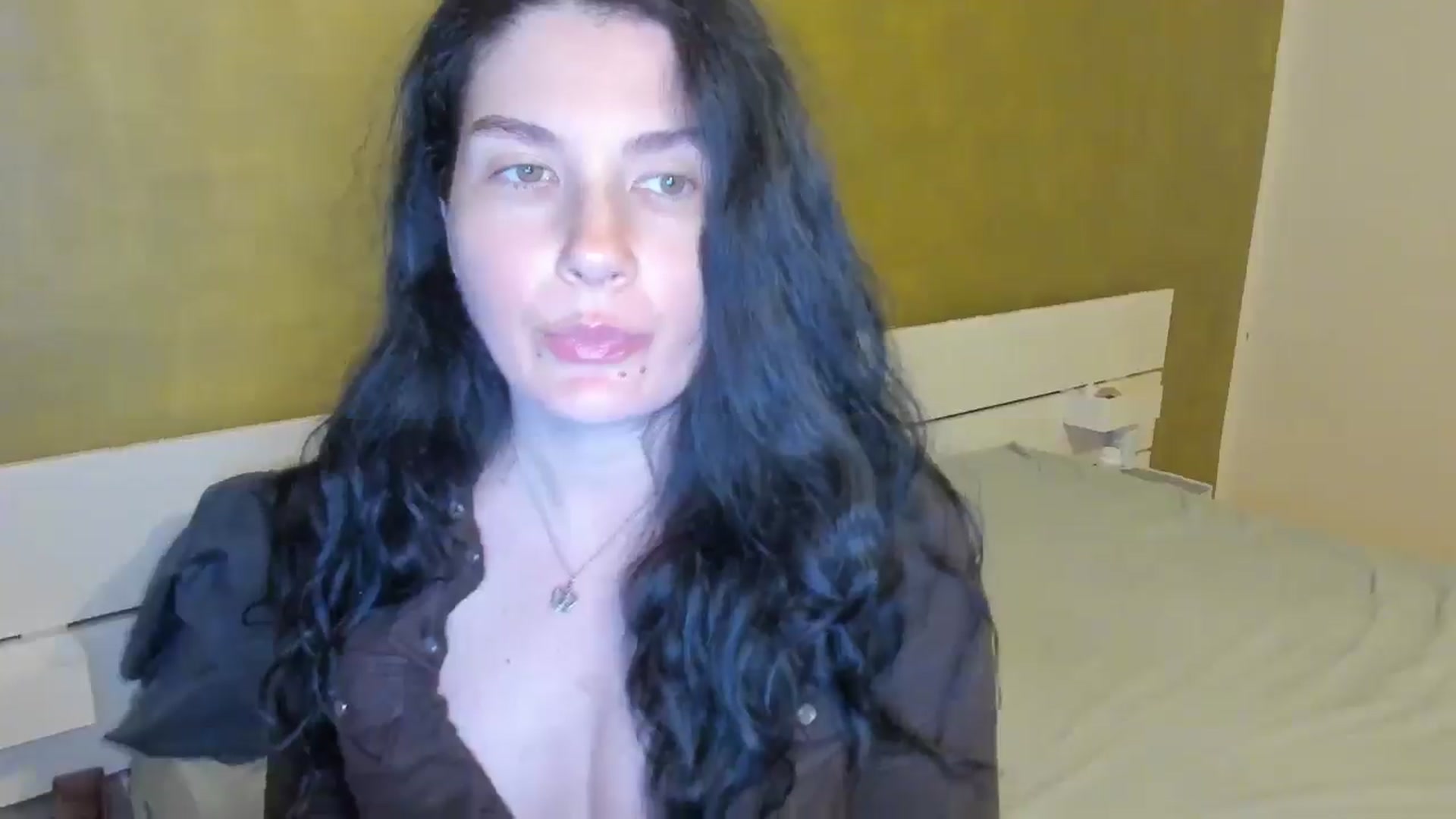 Gallery image thumbnail from SiouxPrincess's myfreecams stream on, 04/03/2025, 22:36 image 8 of 20