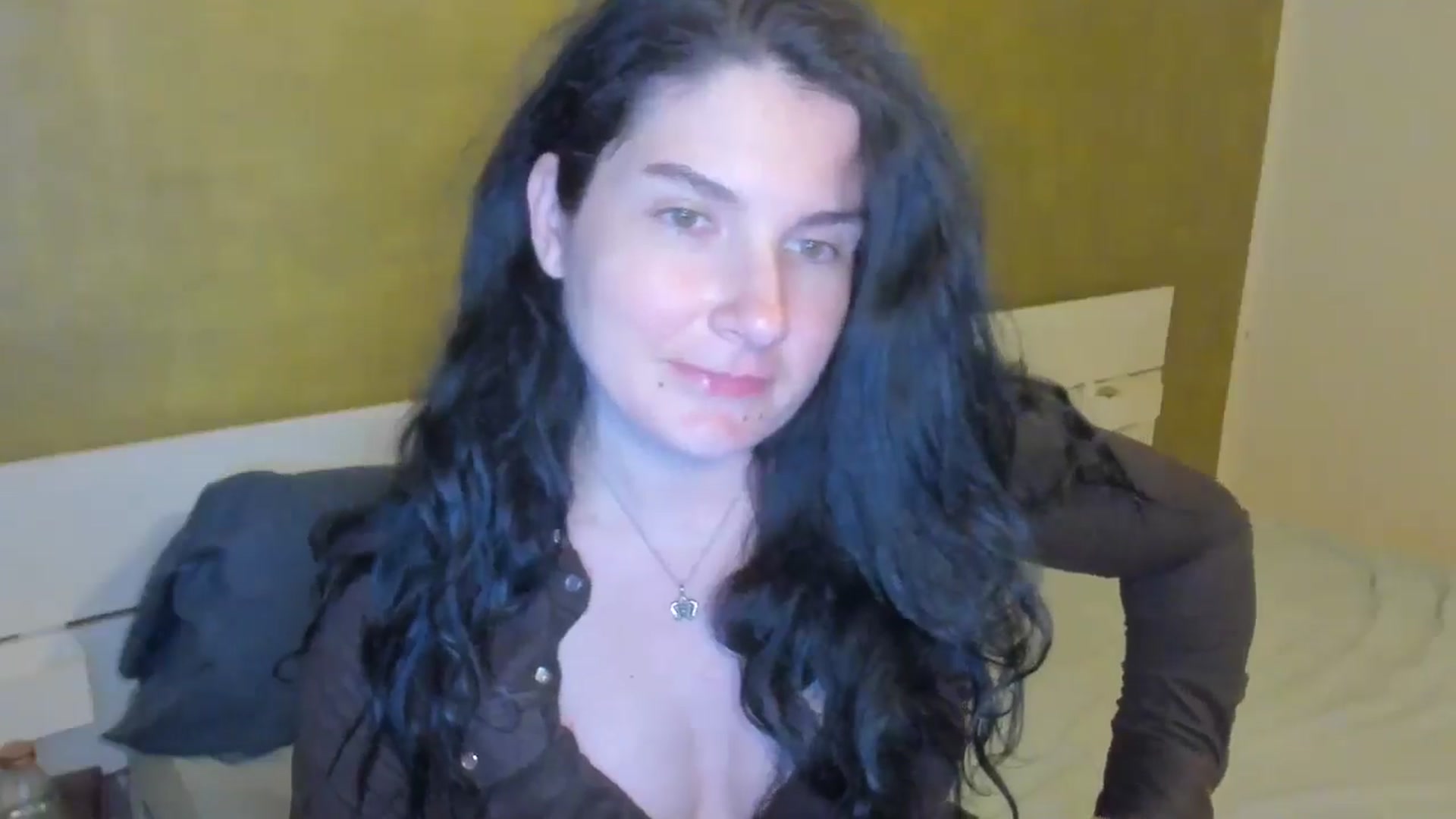 Gallery image thumbnail from SiouxPrincess's myfreecams stream on, 04/03/2025, 22:36 image 2 of 20