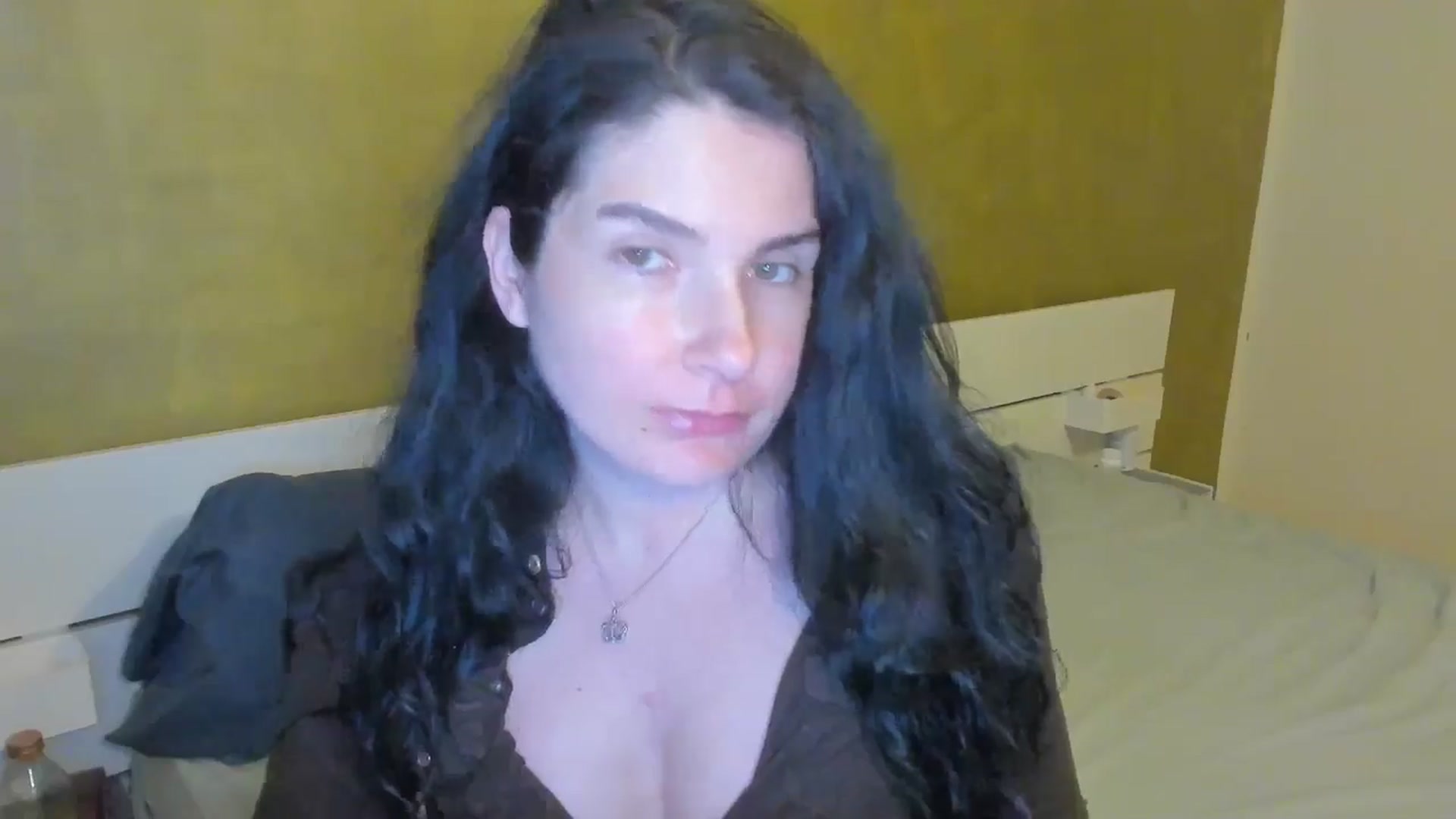 Gallery image thumbnail from SiouxPrincess's myfreecams stream on, 04/03/2025, 22:36 image 13 of 20
