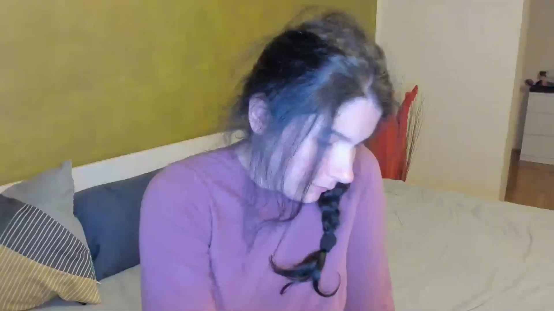 Gallery image thumbnail from SiouxPrincess's myfreecams stream on, 04/07/2025, 22:23 image 16 of 20