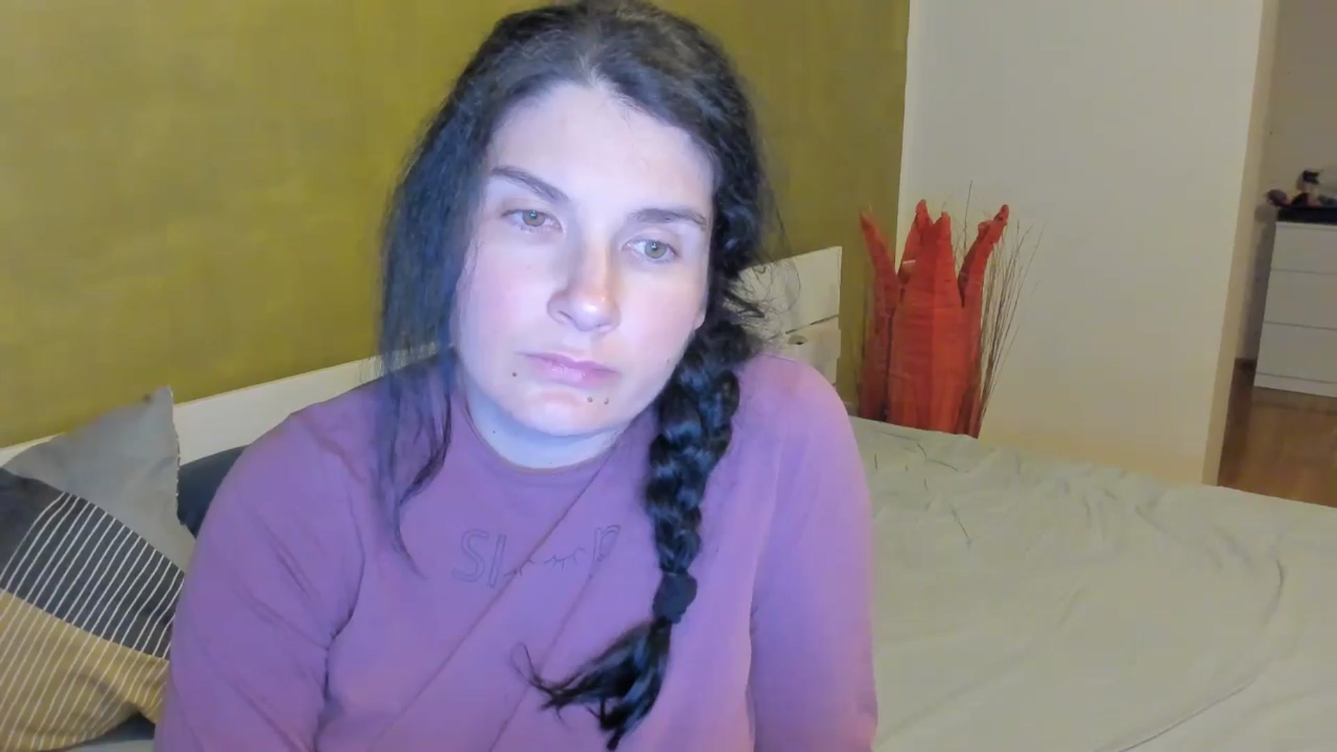 Gallery image thumbnail from SiouxPrincess's myfreecams stream on, 04/07/2025, 22:23 image 5 of 20