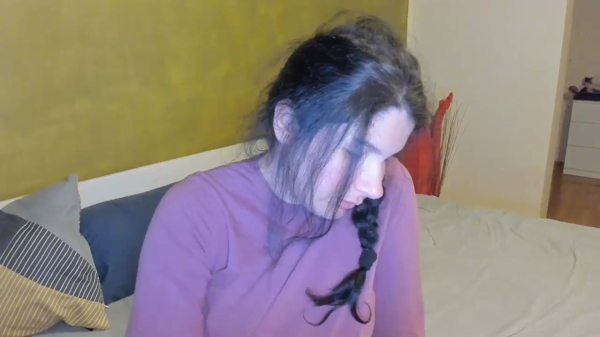 Gallery image thumbnail from SiouxPrincess's myfreecams stream on, 04/07/2025, 22:23 image 17 of 20