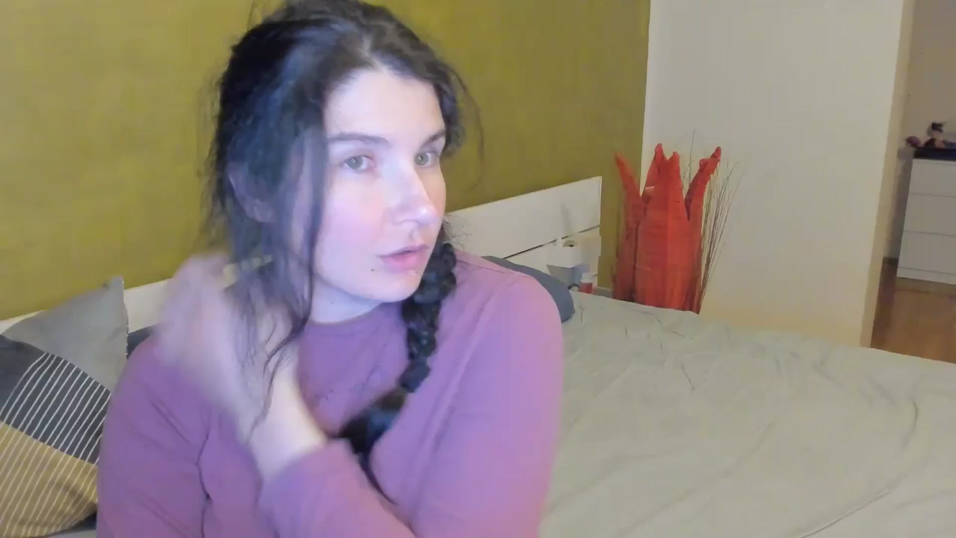 Gallery image thumbnail from SiouxPrincess's myfreecams stream on, 04/07/2025, 22:23 image 13 of 20