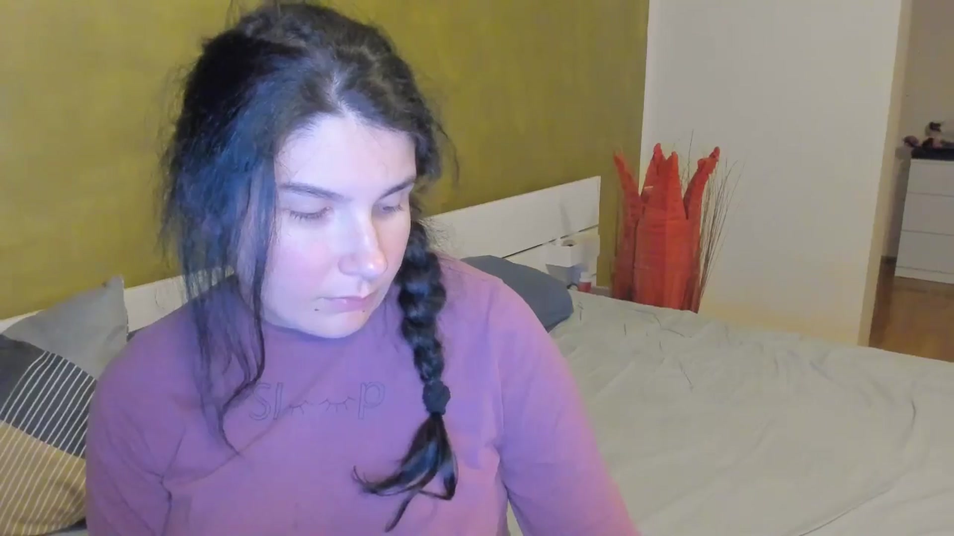 Gallery image thumbnail from SiouxPrincess's myfreecams stream on, 04/07/2025, 22:23 image 7 of 20