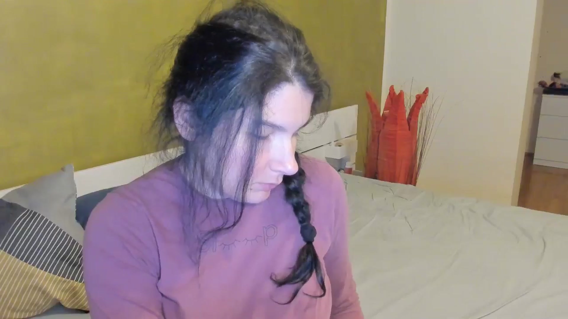 Gallery image thumbnail from SiouxPrincess's myfreecams stream on, 04/07/2025, 22:23 image 14 of 20